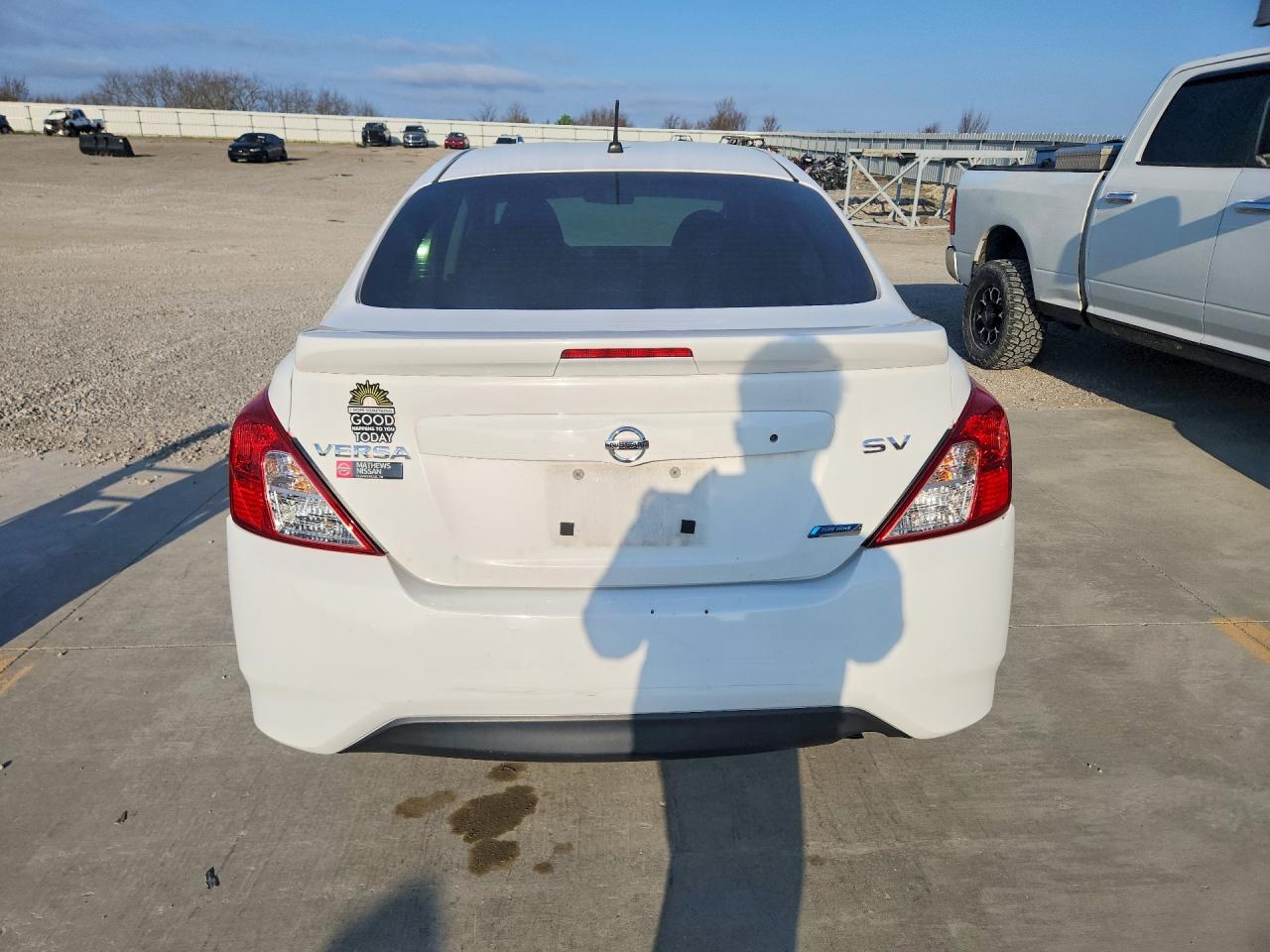 2016 Nissan Versa 1.6 Sv White vin: 3N1CN7AP9GL849451