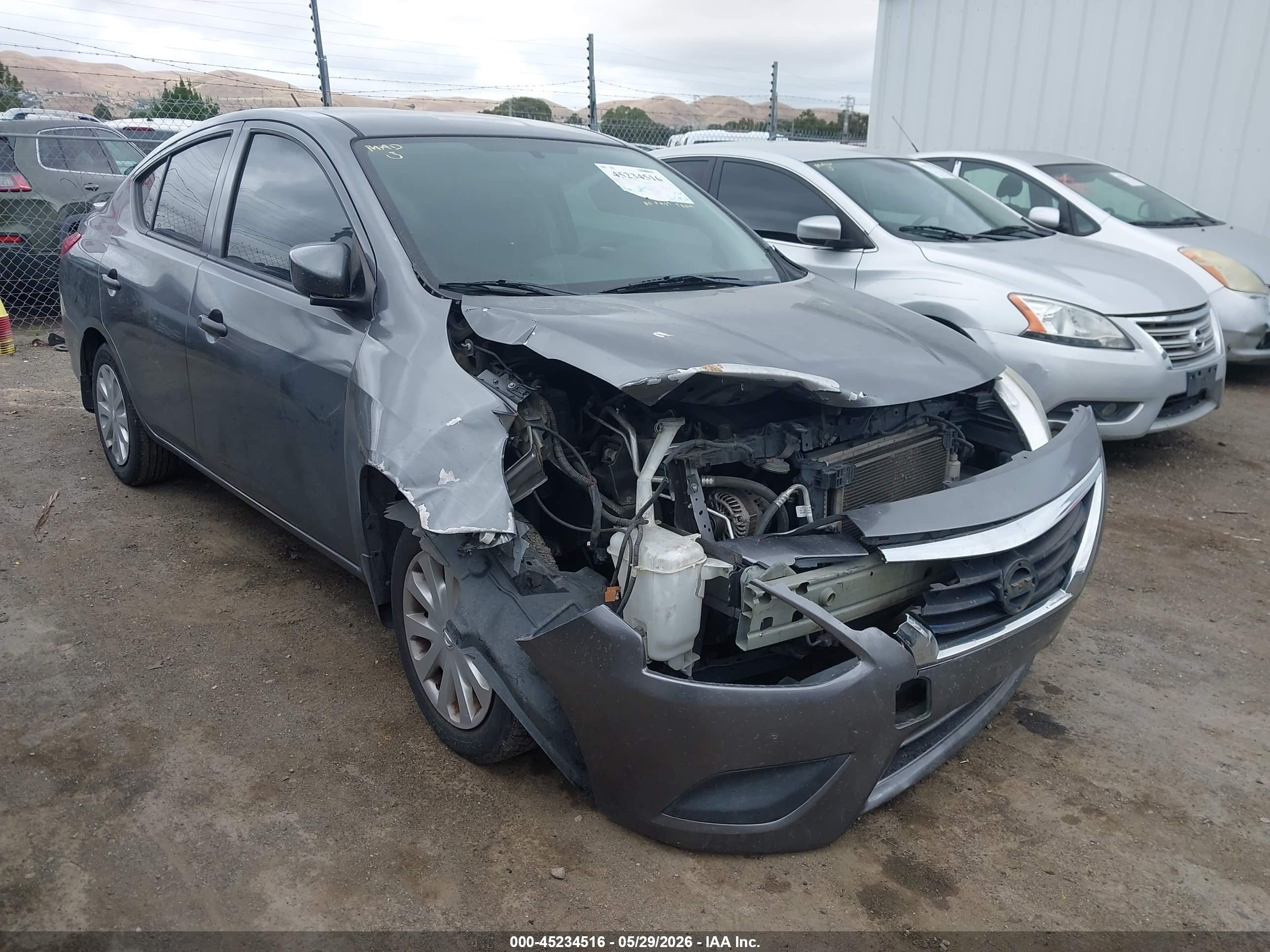 2016 Nissan Versa 1.6 S+ Gray vin: 3N1CN7AP9GL890226
