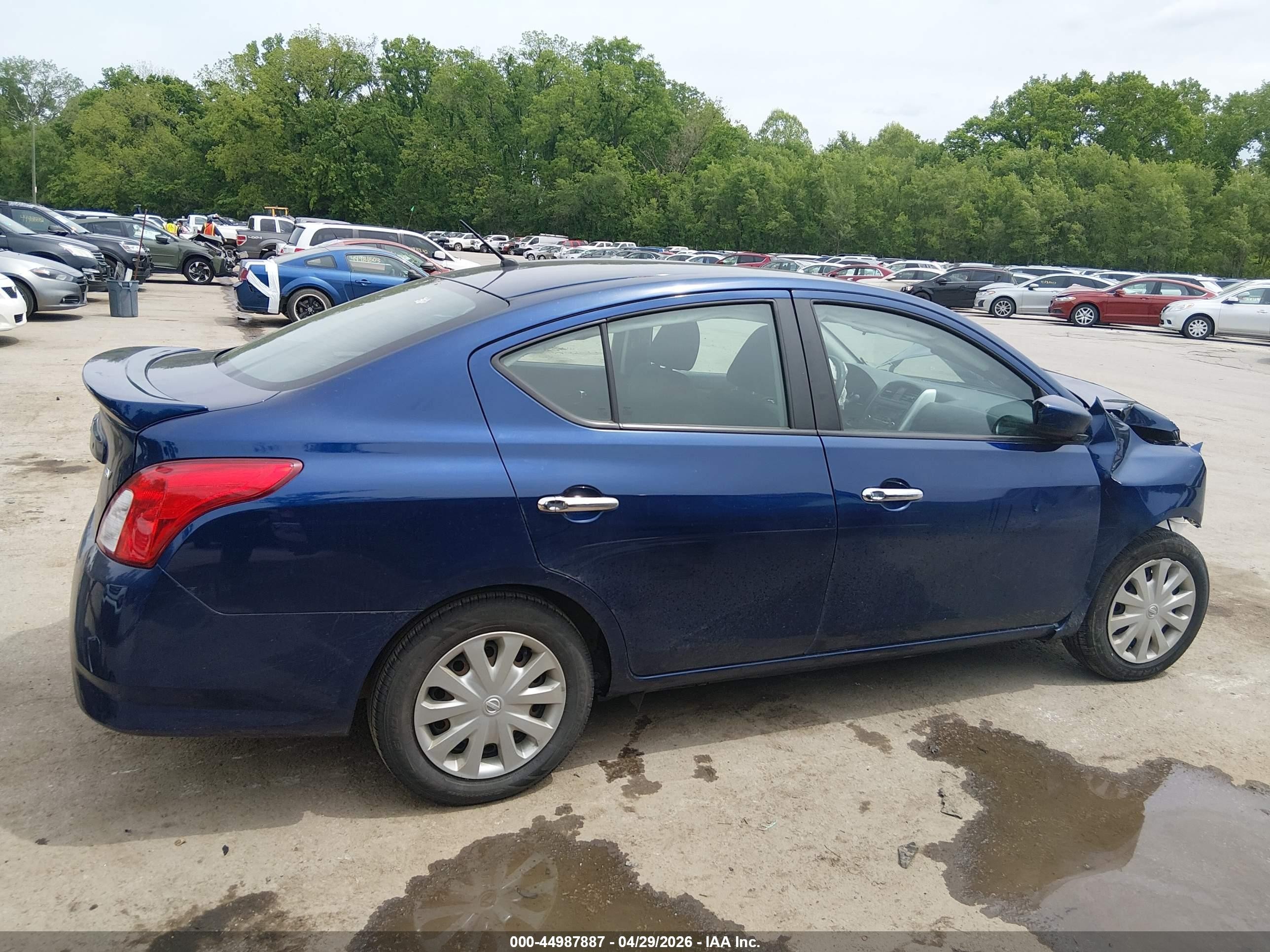 2018 Nissan Versa 1.6 Sv Blue vin: 3N1CN7AP9JL817316