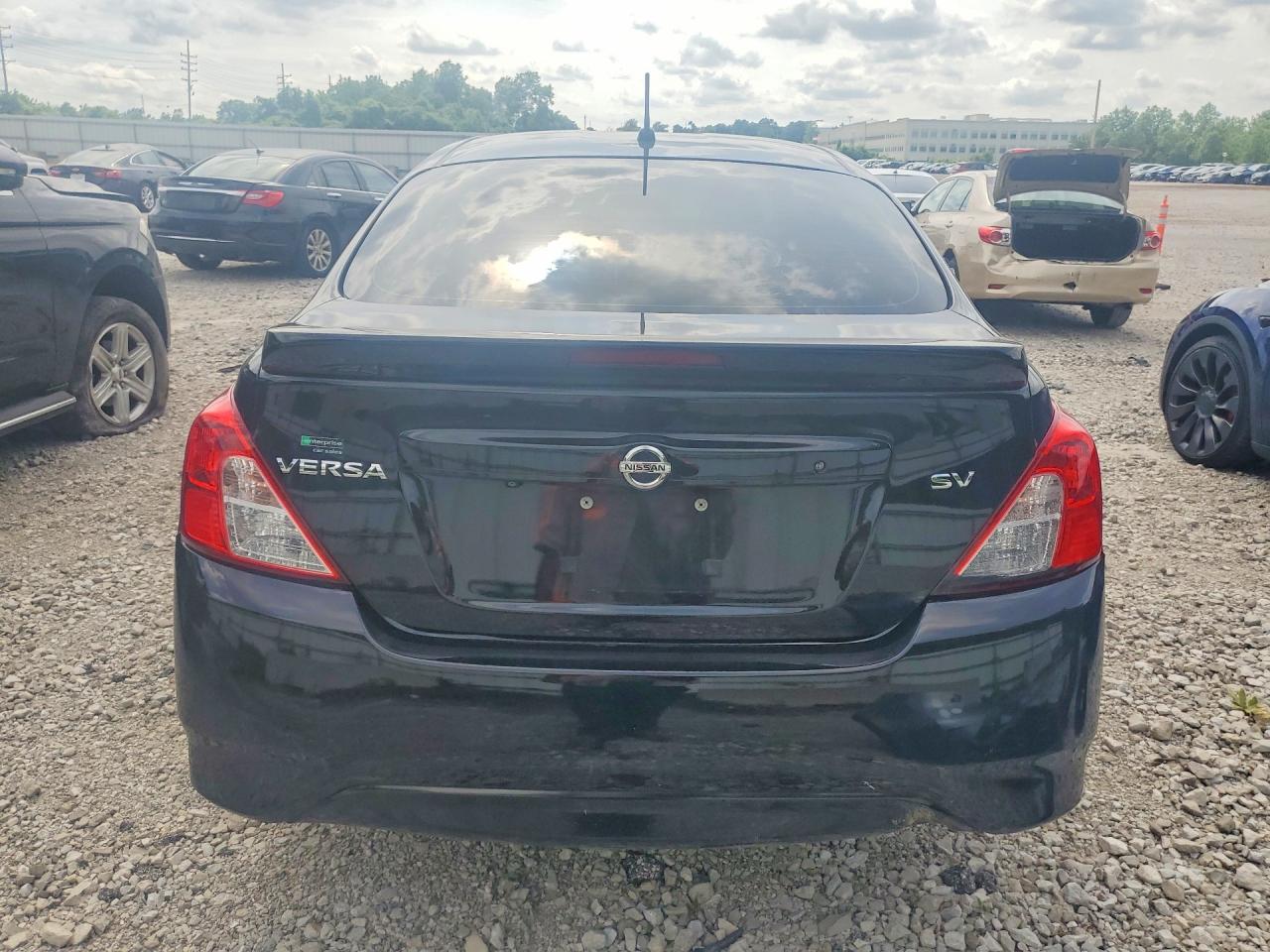 2019 Nissan Versa Sv Black vin: 3N1CN7AP9KL844906