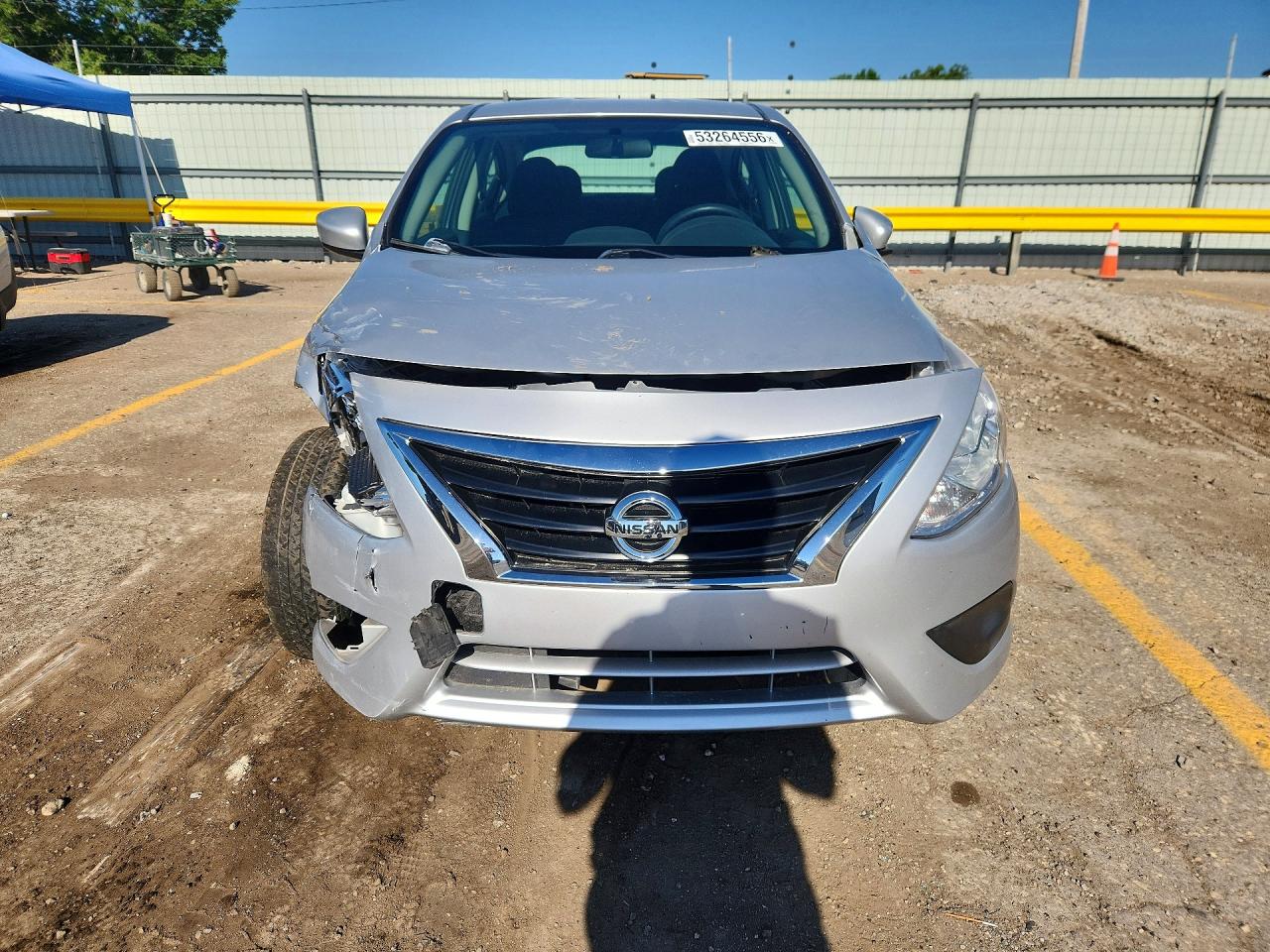 2019 Nissan Versa Sv Silver vin: 3N1CN7AP9KL879395