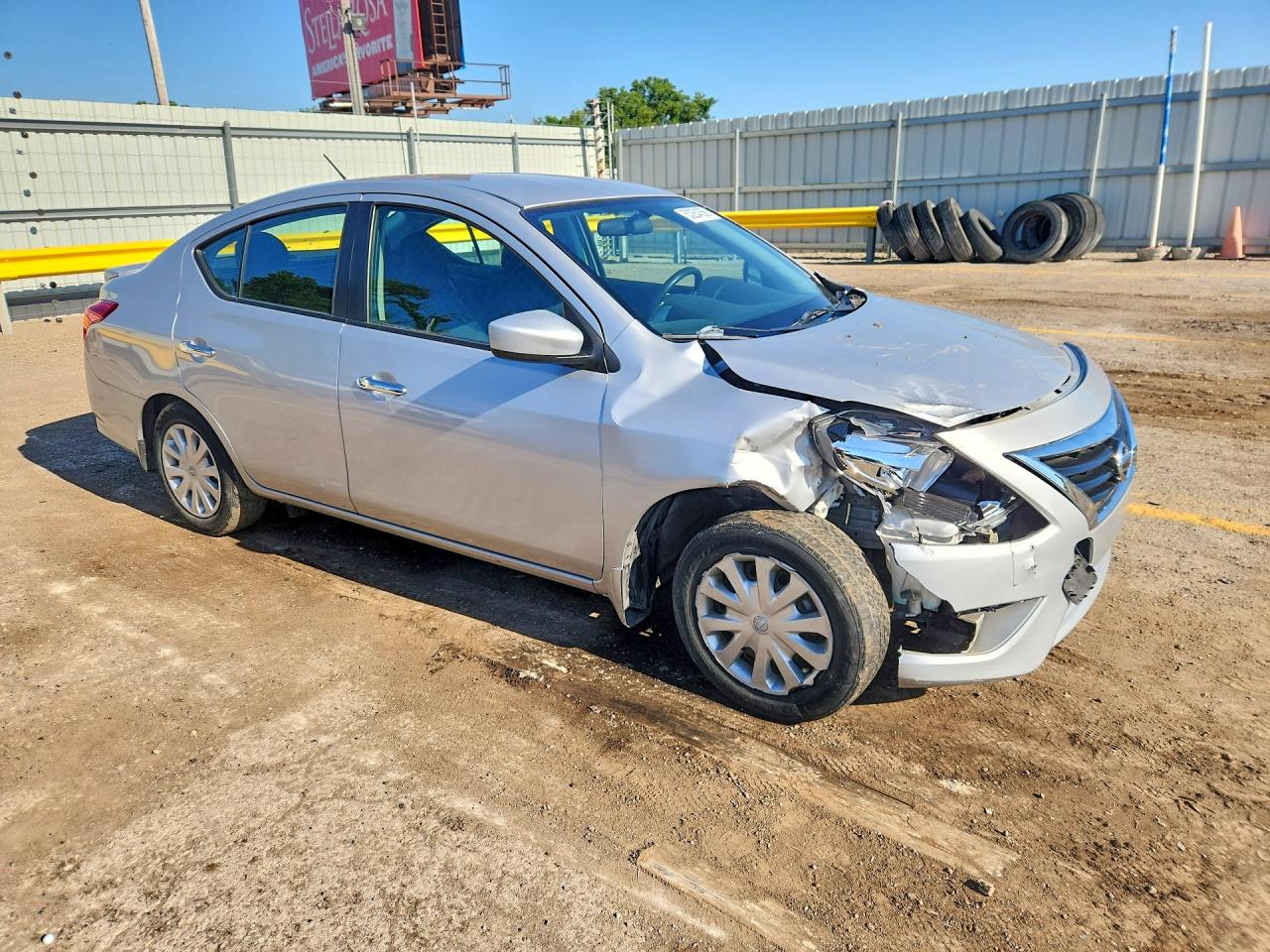 2019 Nissan Versa Sv Silver vin: 3N1CN7AP9KL879395