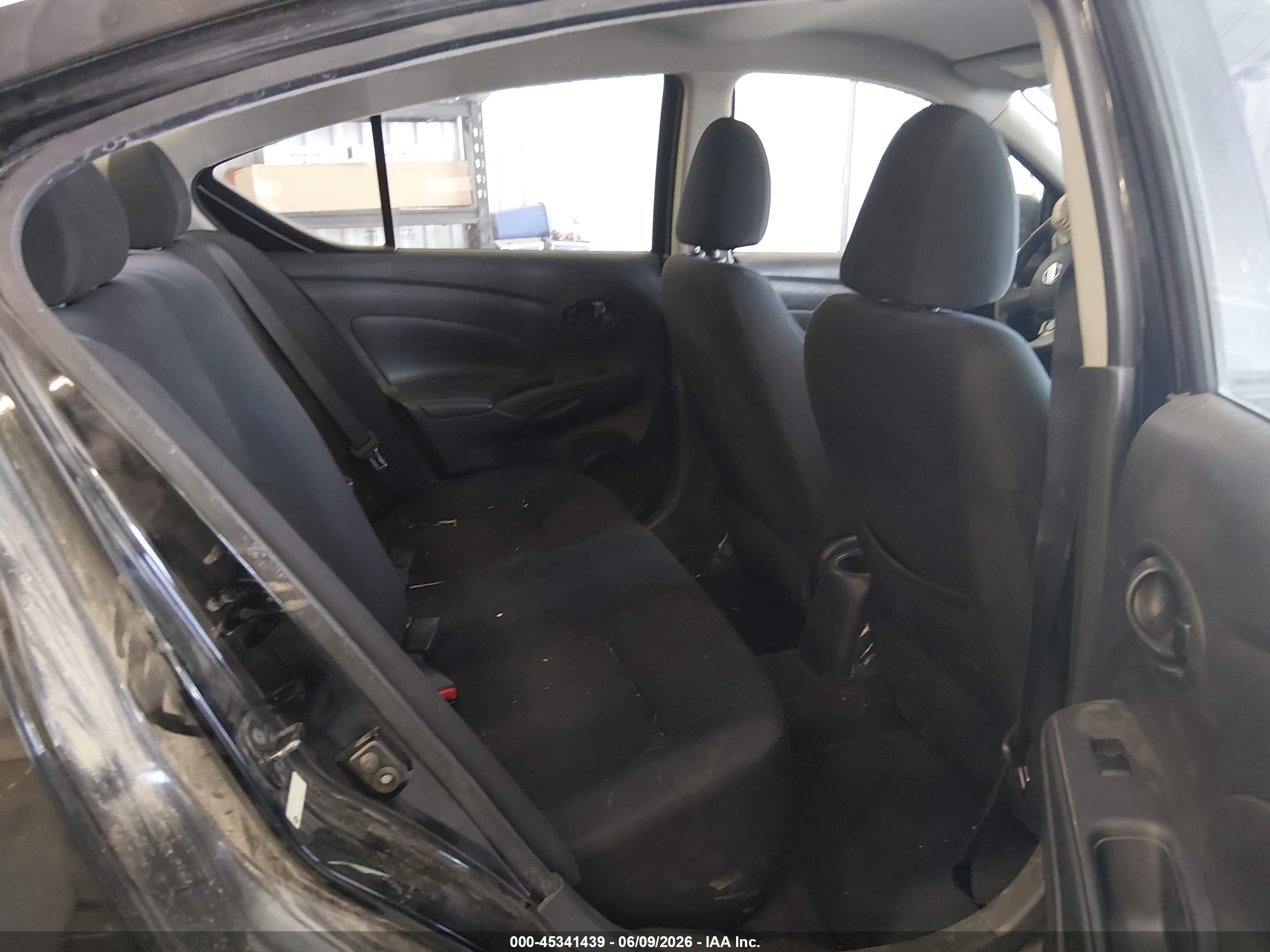2012 Nissan Versa 1.6 Sv Gray vin: 3N1CN7APXCL824925