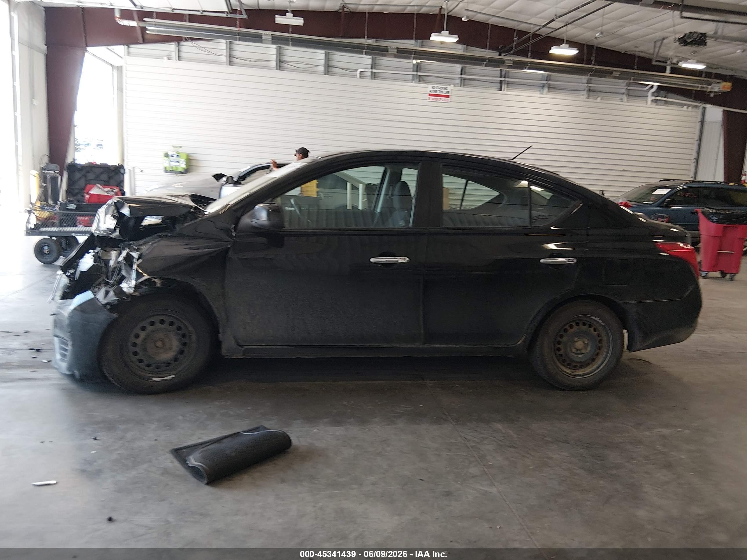 2012 Nissan Versa 1.6 Sv Gray vin: 3N1CN7APXCL824925