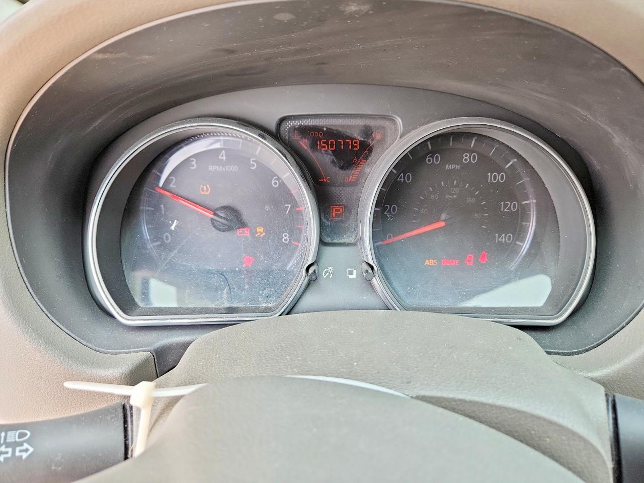 2012 Nissan Versa 1.6 S Silver vin: 3N1CN7APXCL845774
