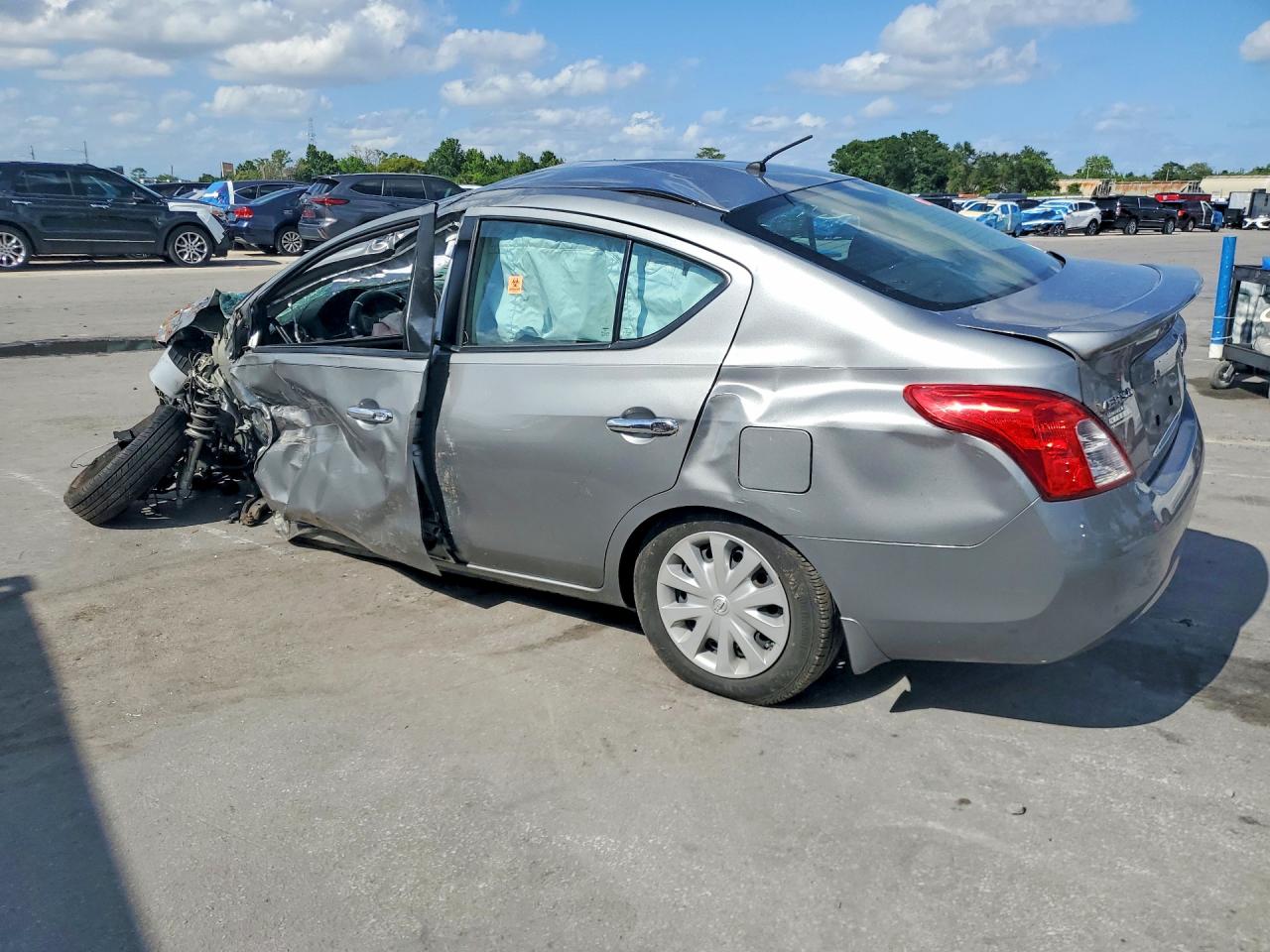 2012 Nissan Versa 1.6 S Gray vin: 3N1CN7APXCL854104