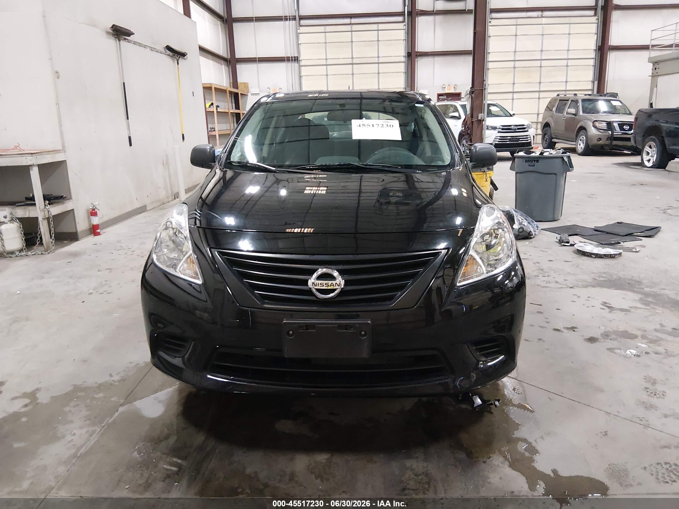 2012 Nissan Versa 1.6 S Черный vin: 3N1CN7APXCL861618