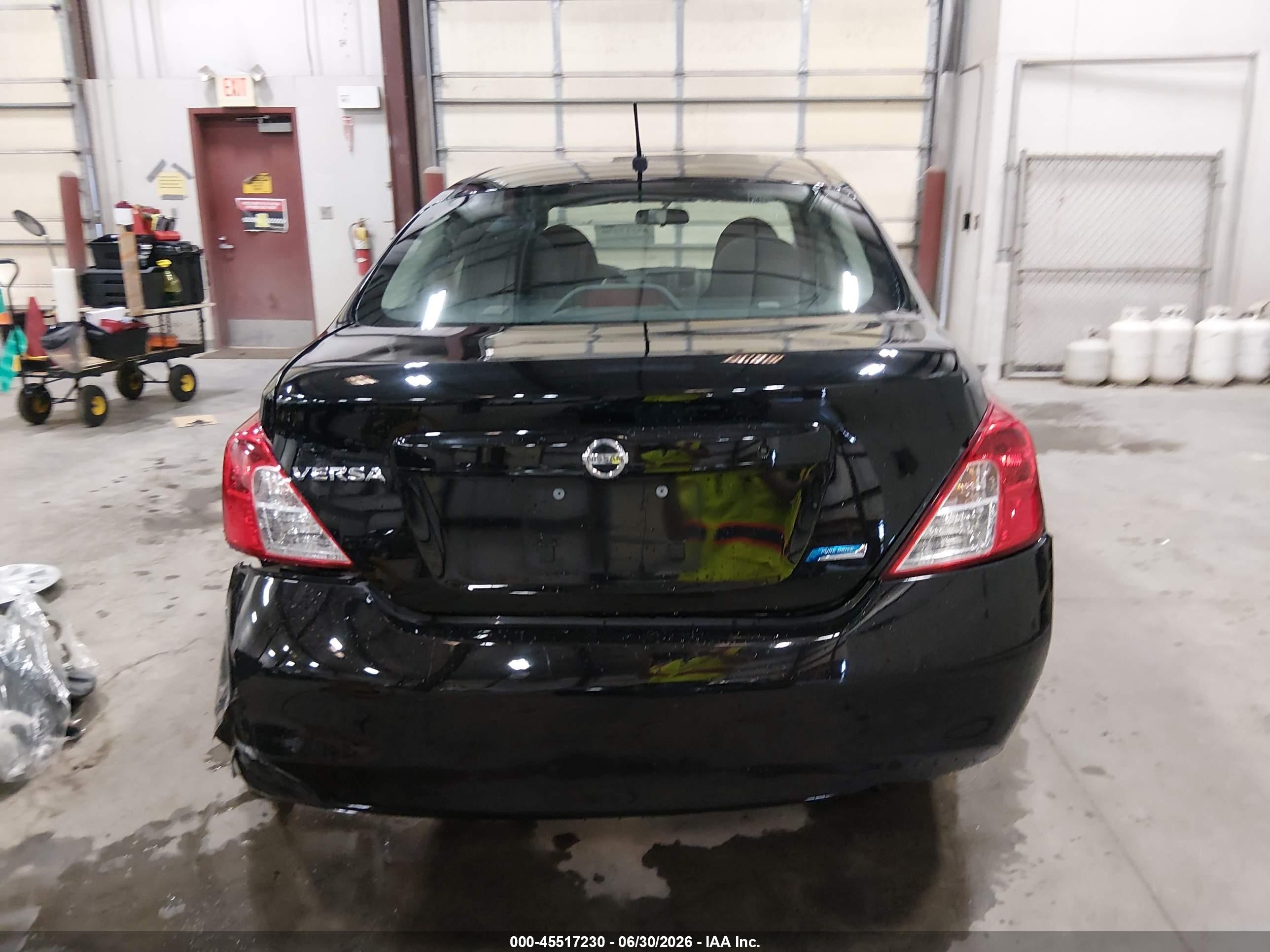 2012 Nissan Versa 1.6 S Черный vin: 3N1CN7APXCL861618