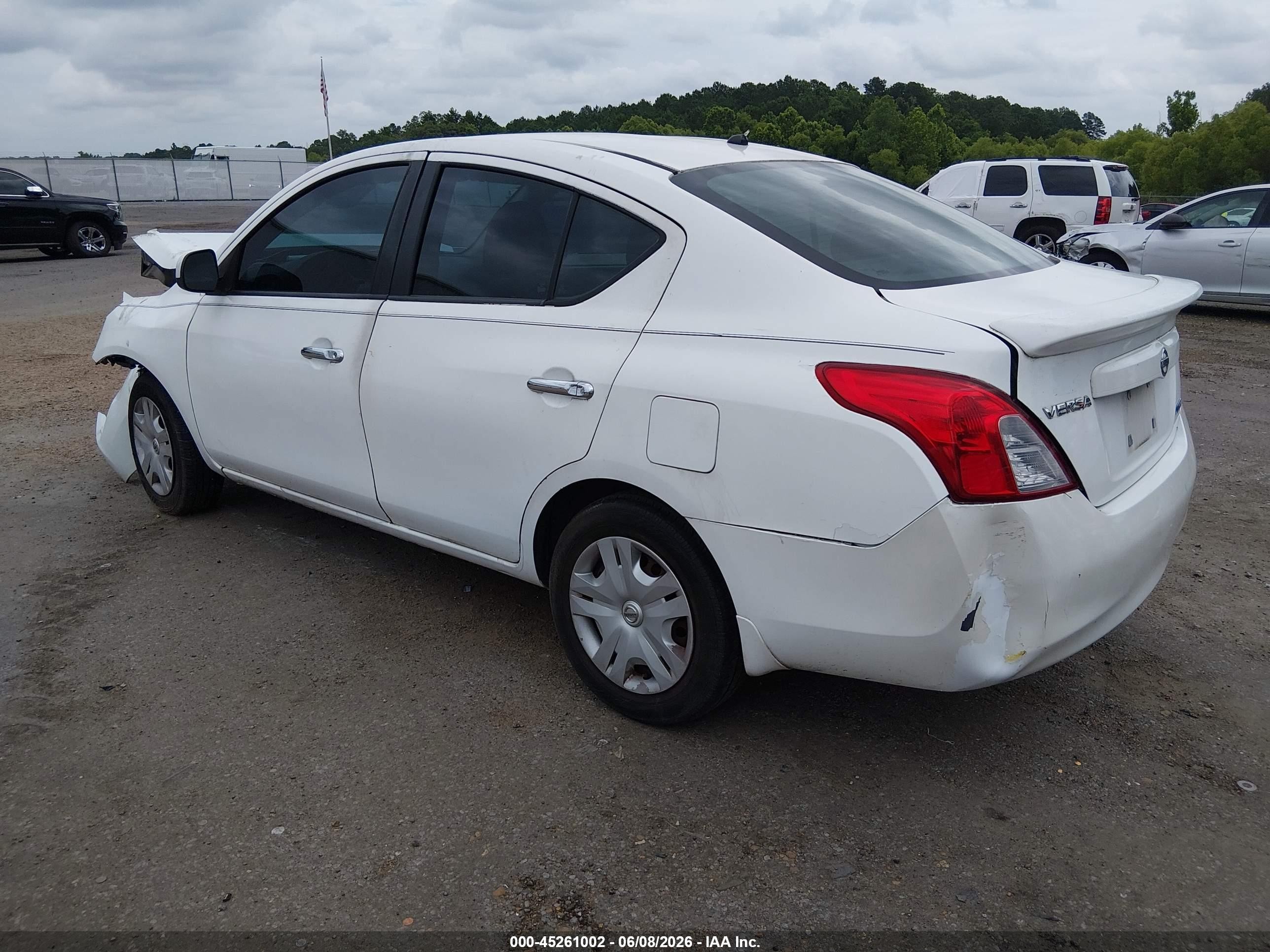 2012 Nissan Versa 1.6 Sv White vin: 3N1CN7APXCL862641