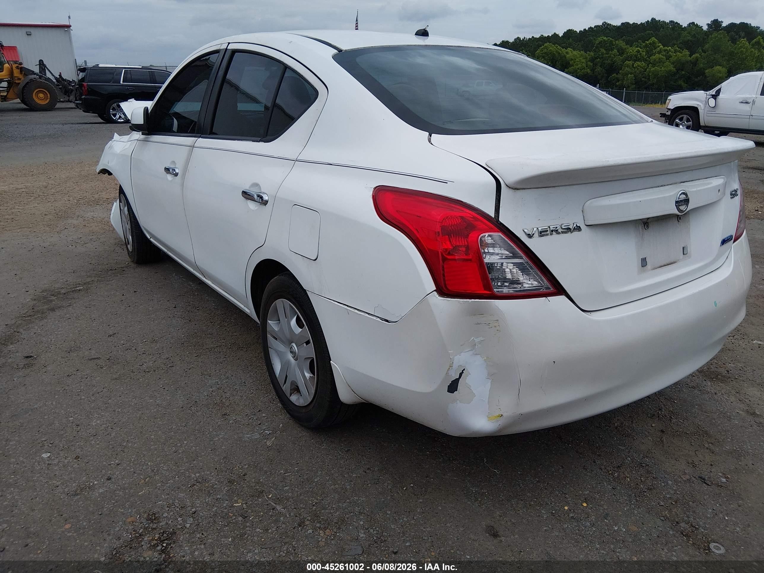 2012 Nissan Versa 1.6 Sv White vin: 3N1CN7APXCL862641
