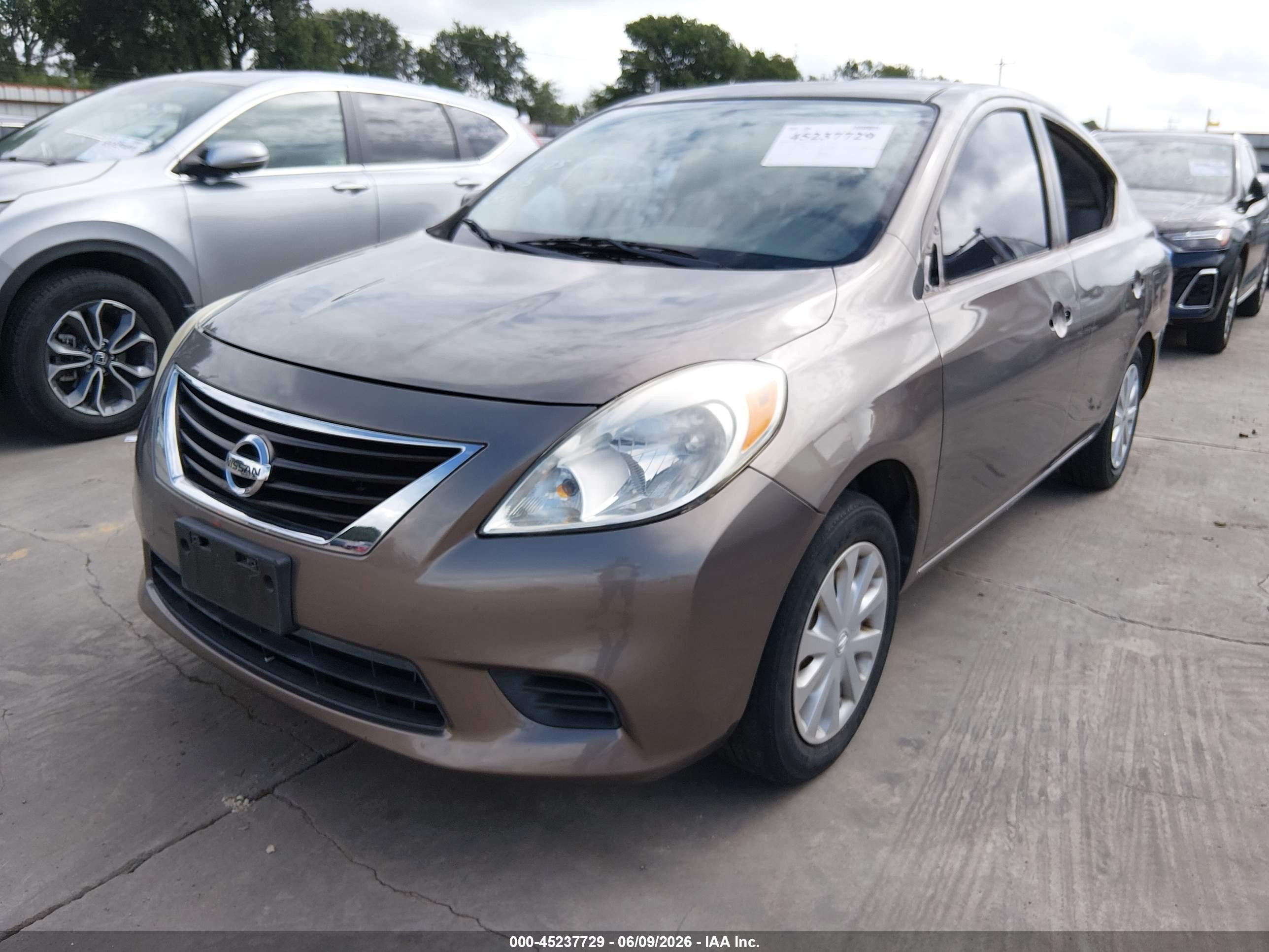 2012 Nissan Versa 1.6 Sv Gray vin: 3N1CN7APXCL877415