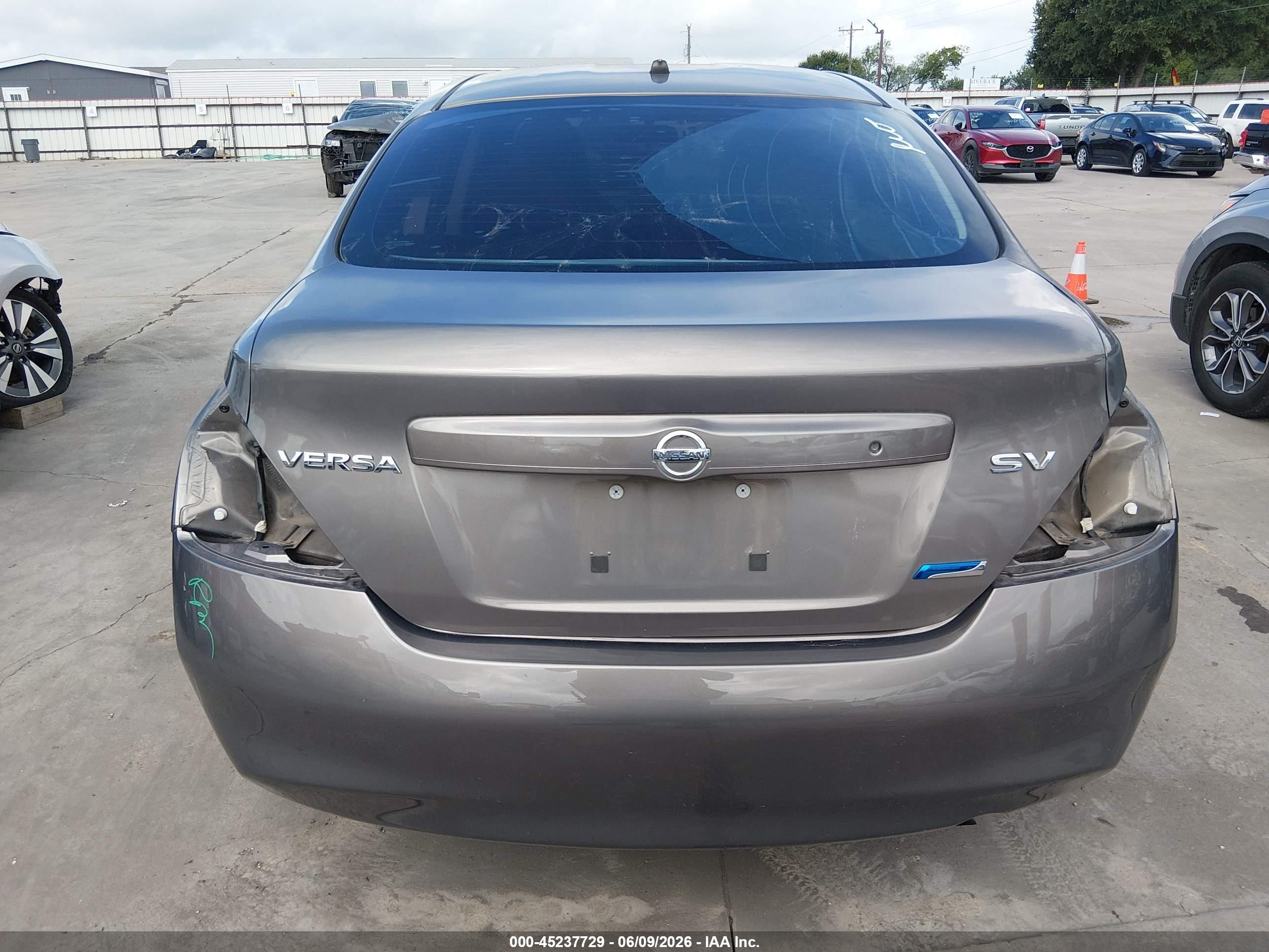 2012 Nissan Versa 1.6 Sv Gray vin: 3N1CN7APXCL877415