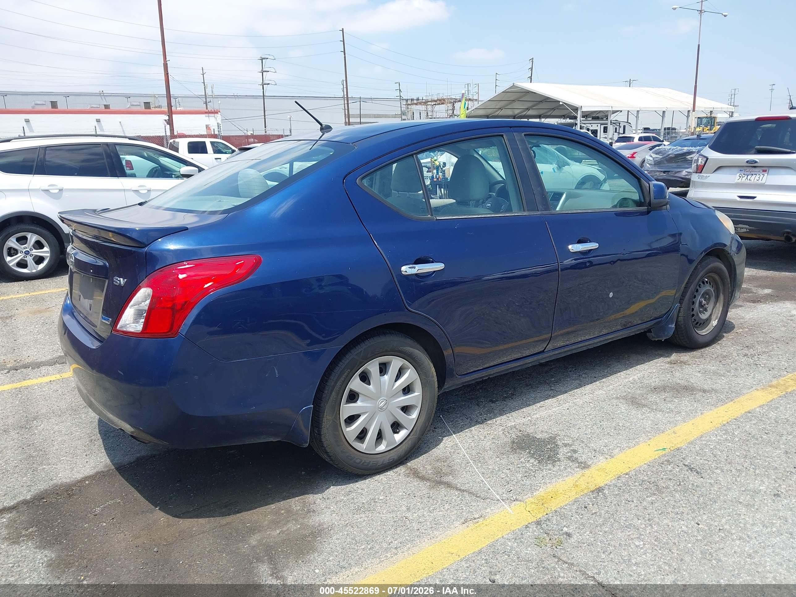 2013 Nissan Versa 1.6 Sv Blue vin: 3N1CN7APXDL838972