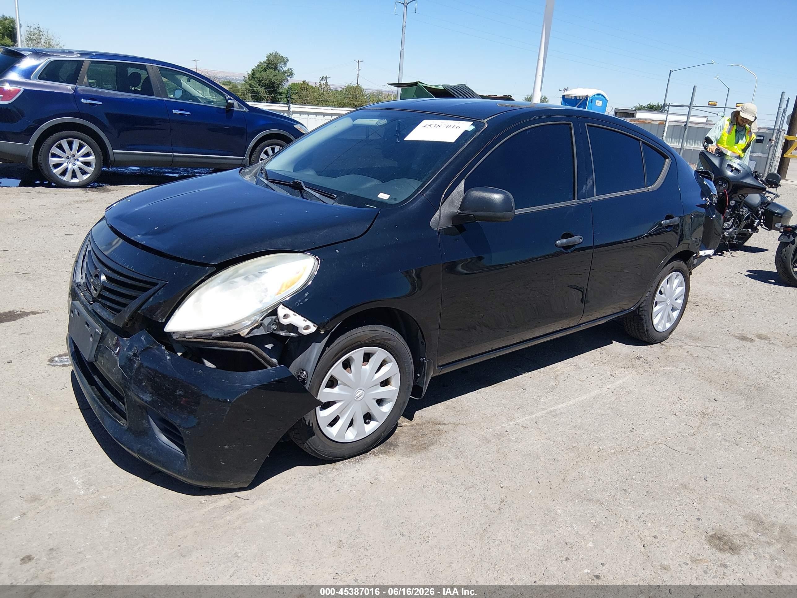 2013 Nissan Versa 1.6 S Black vin: 3N1CN7APXDL866237