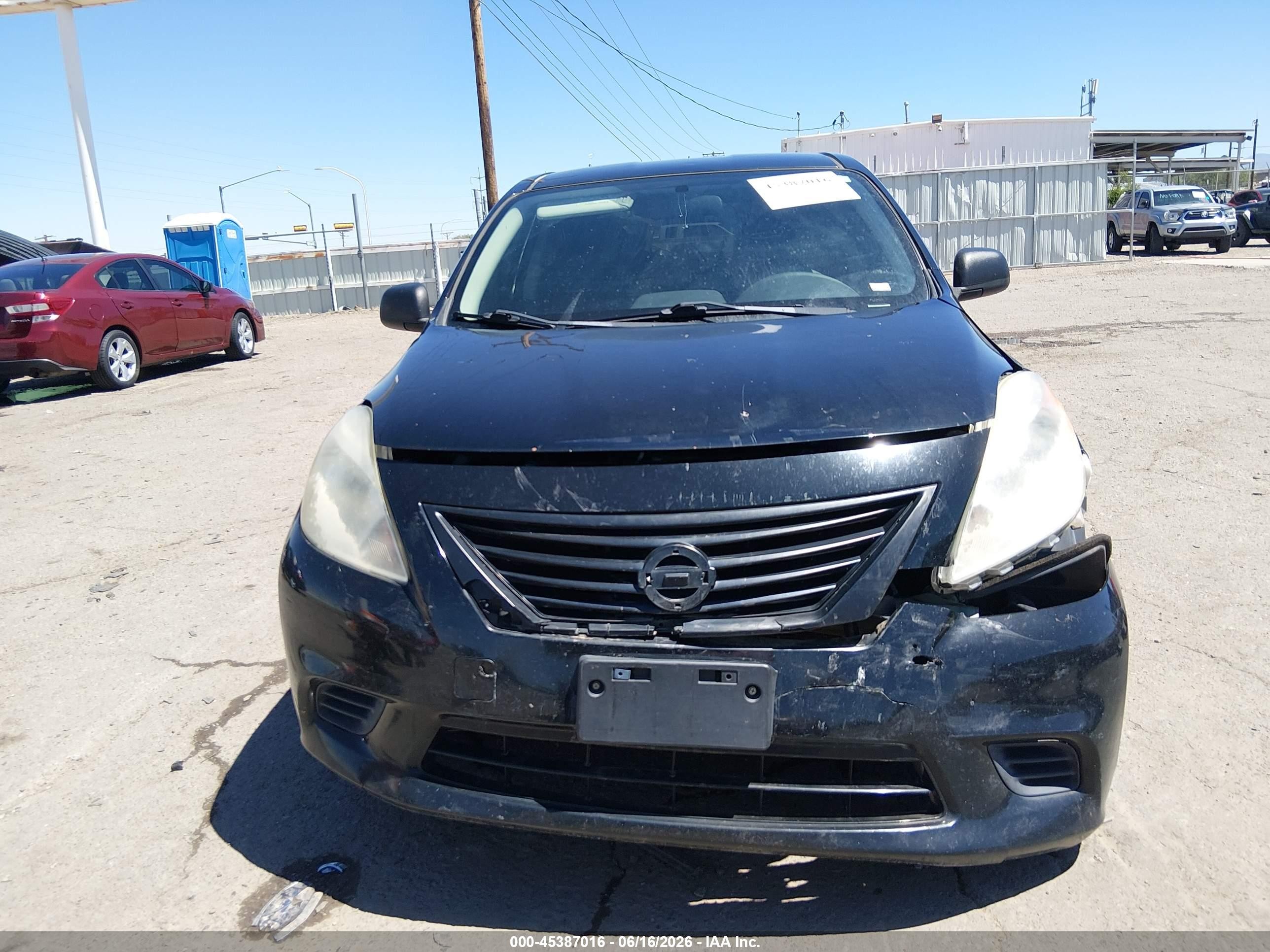 2013 Nissan Versa 1.6 S Black vin: 3N1CN7APXDL866237