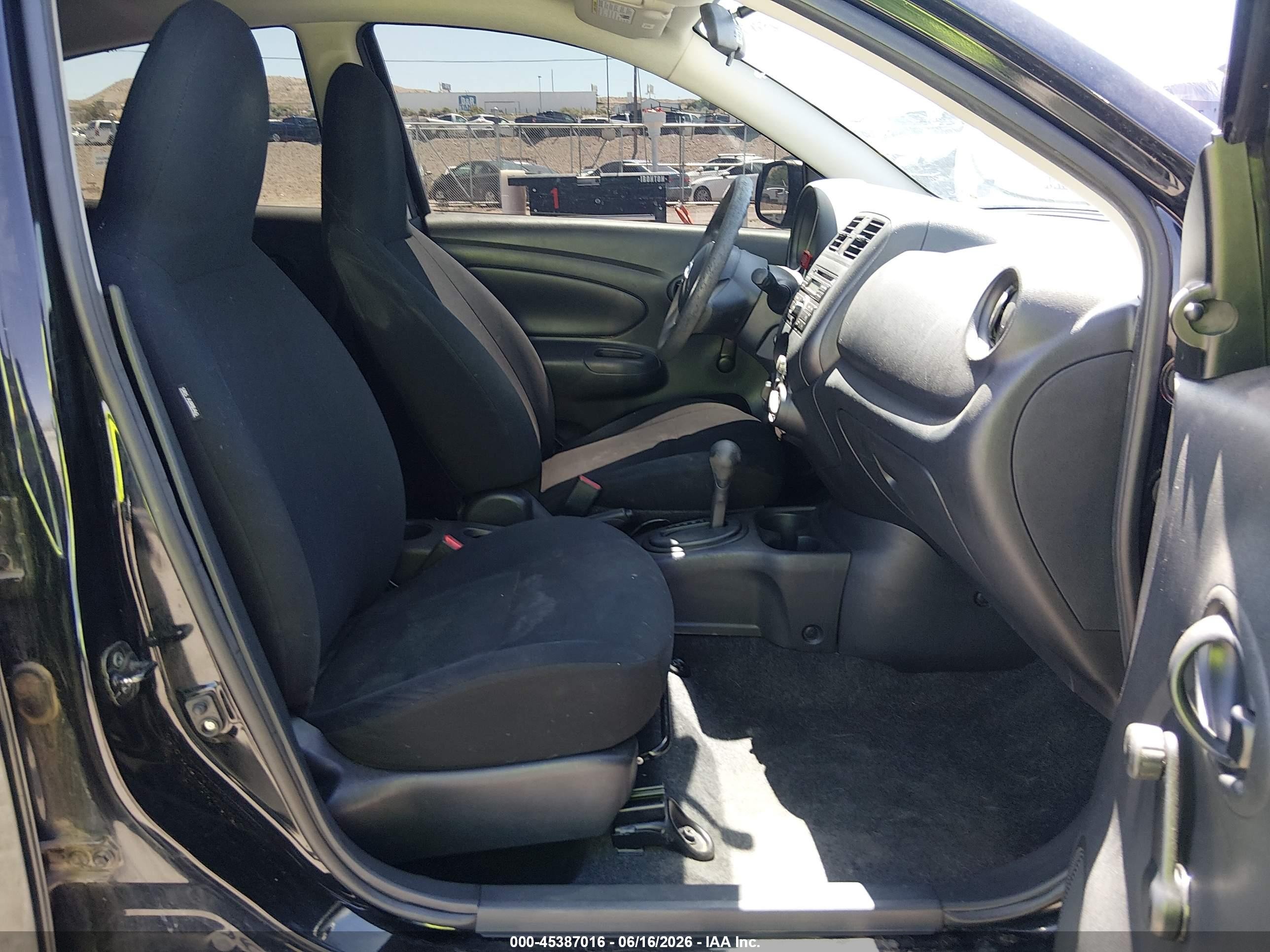 2013 Nissan Versa 1.6 S Black vin: 3N1CN7APXDL866237