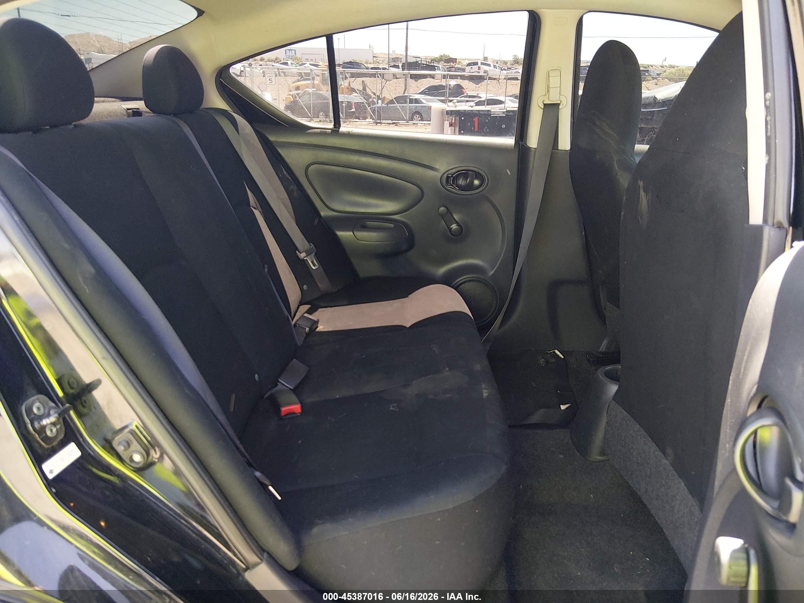 2013 Nissan Versa 1.6 S Black vin: 3N1CN7APXDL866237