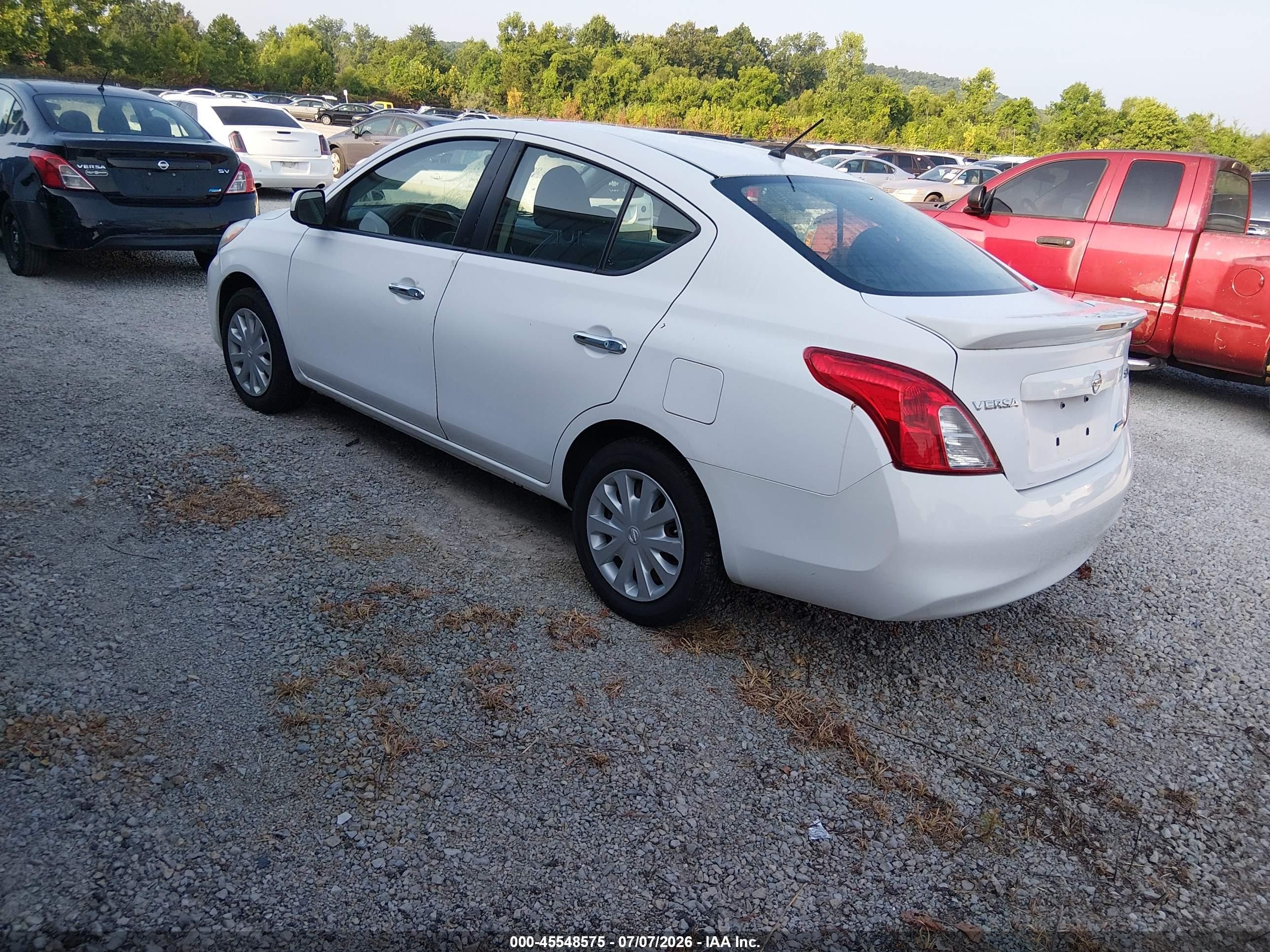 2013 Nissan Versa 1.6 Sv White vin: 3N1CN7APXDL870711