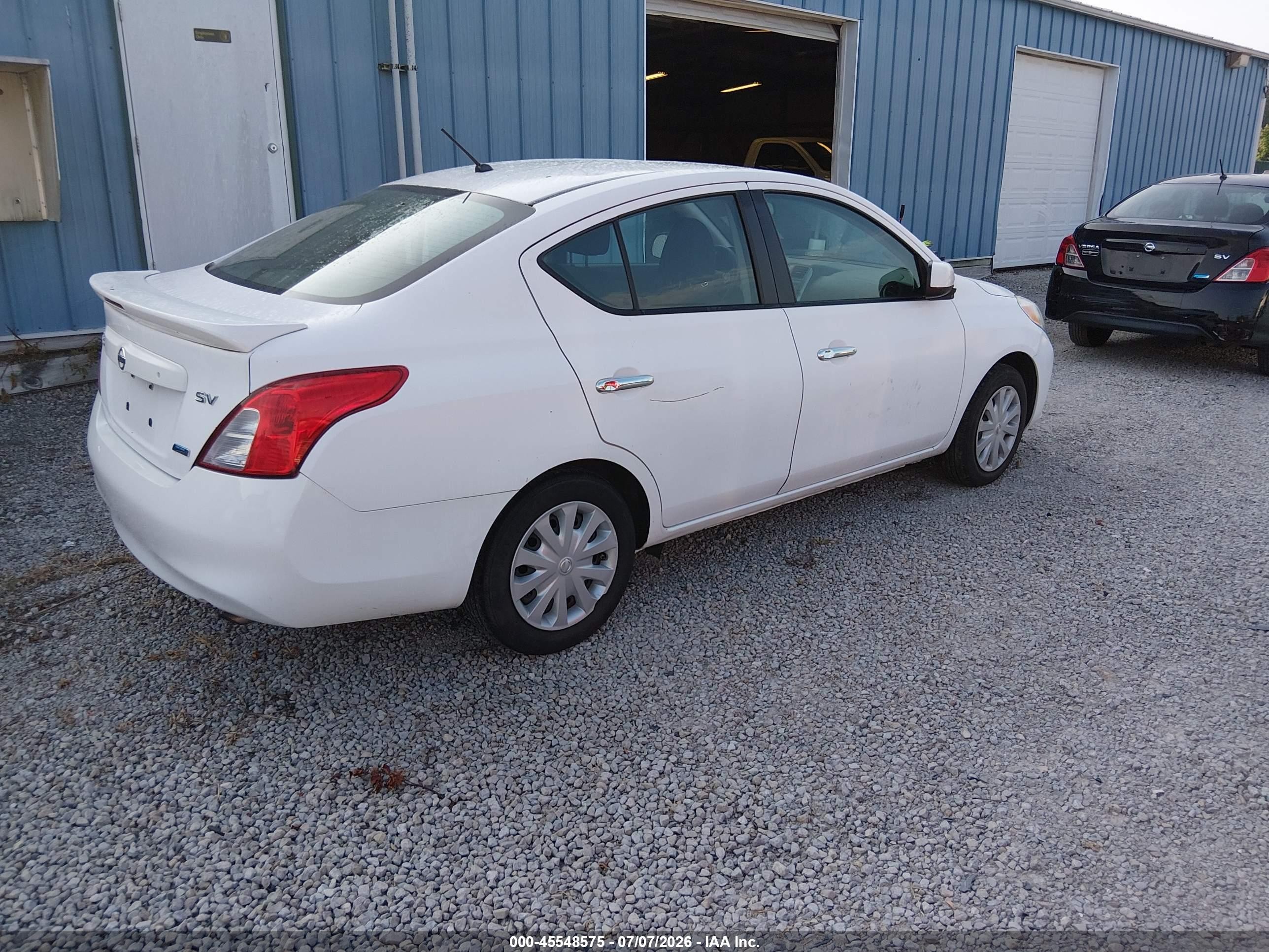 2013 Nissan Versa 1.6 Sv White vin: 3N1CN7APXDL870711