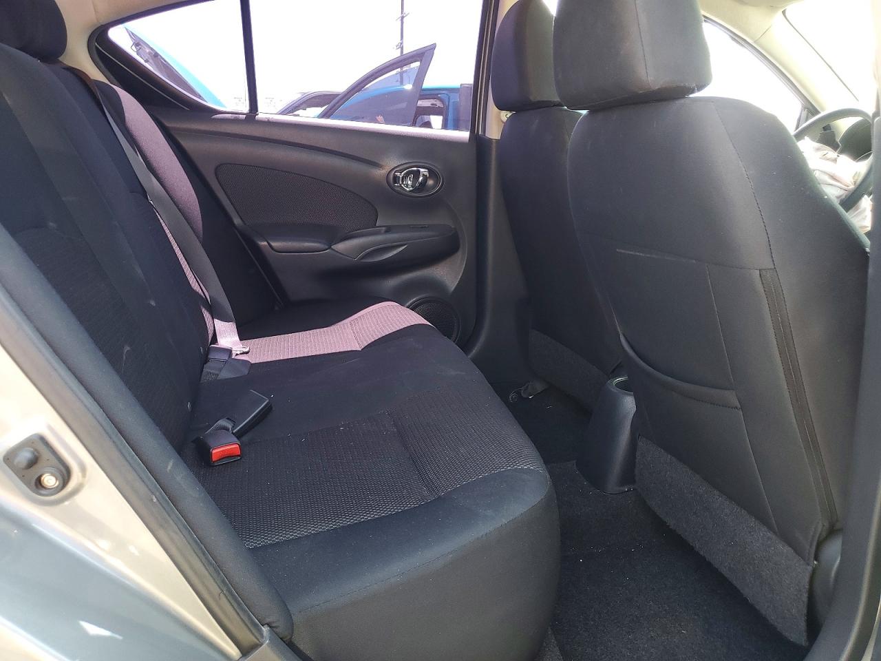 2013 Nissan Versa 1.6 S Gray vin: 3N1CN7APXDL874807