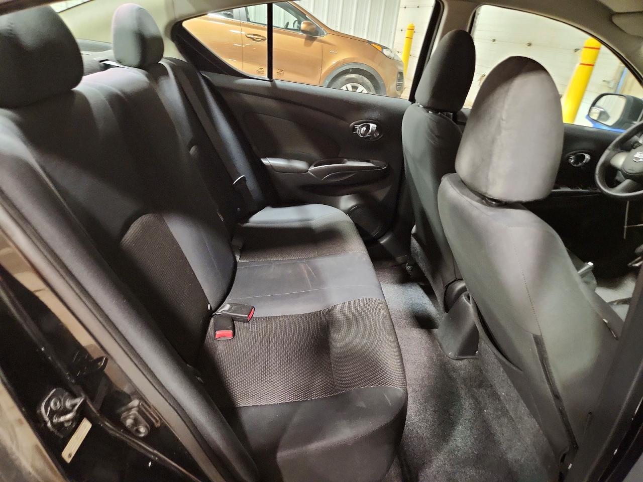 2013 Nissan Versa 1.6 S Black vin: 3N1CN7APXDL880686
