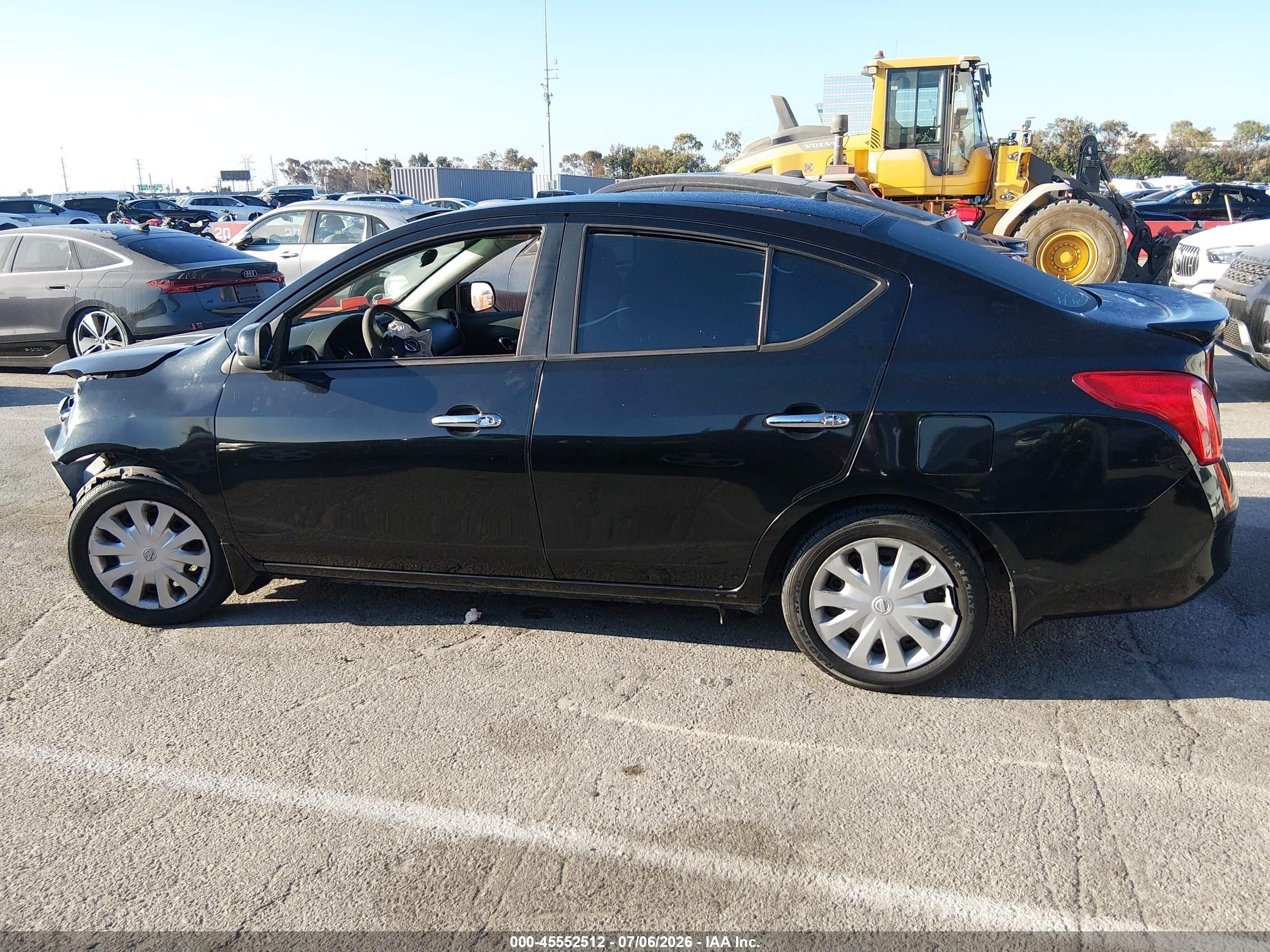 2013 Nissan Versa 1.6 Sv Black vin: 3N1CN7APXDL887699