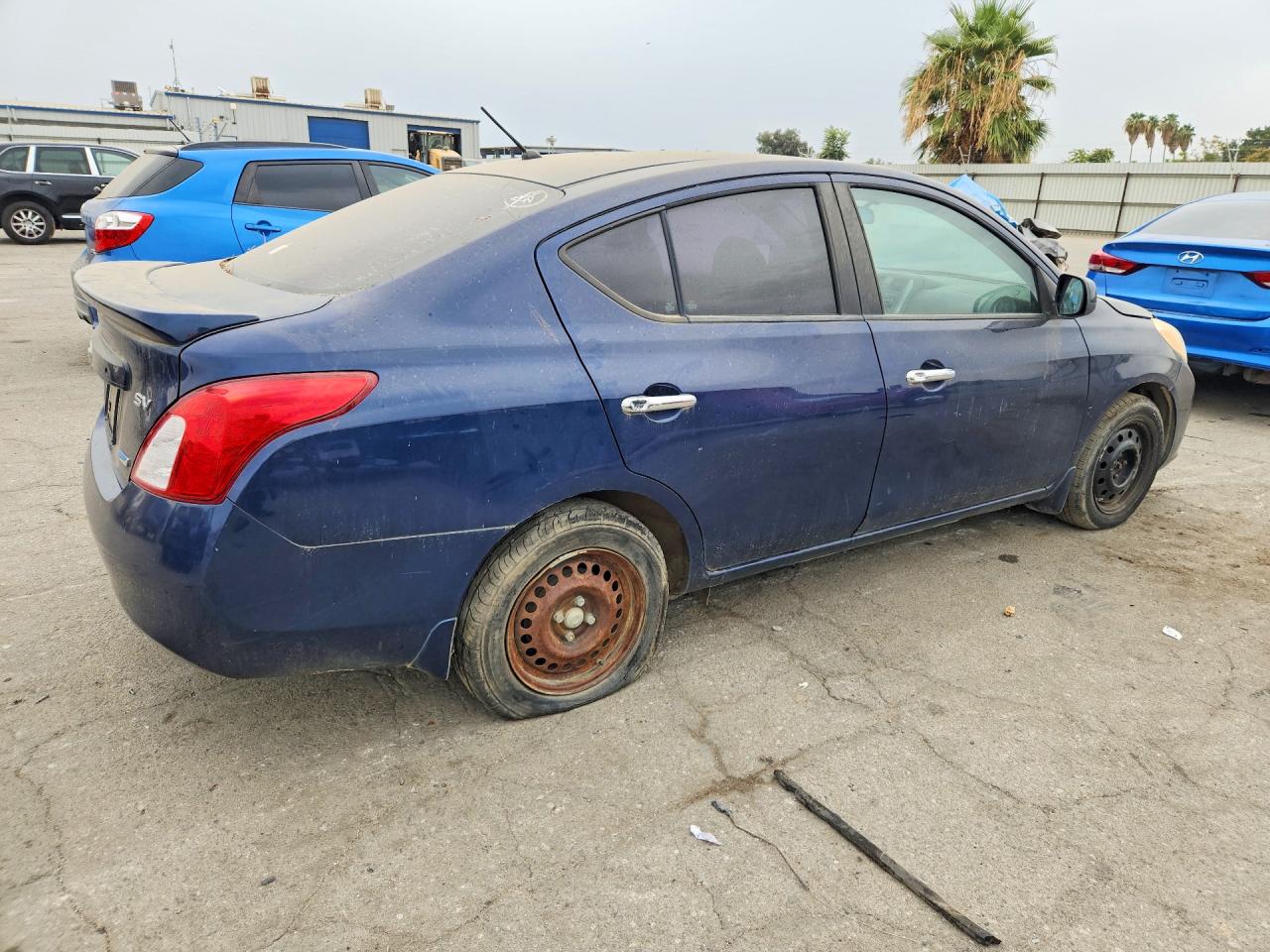 2013 Nissan Versa 1.6 S Blue vin: 3N1CN7APXDL887766