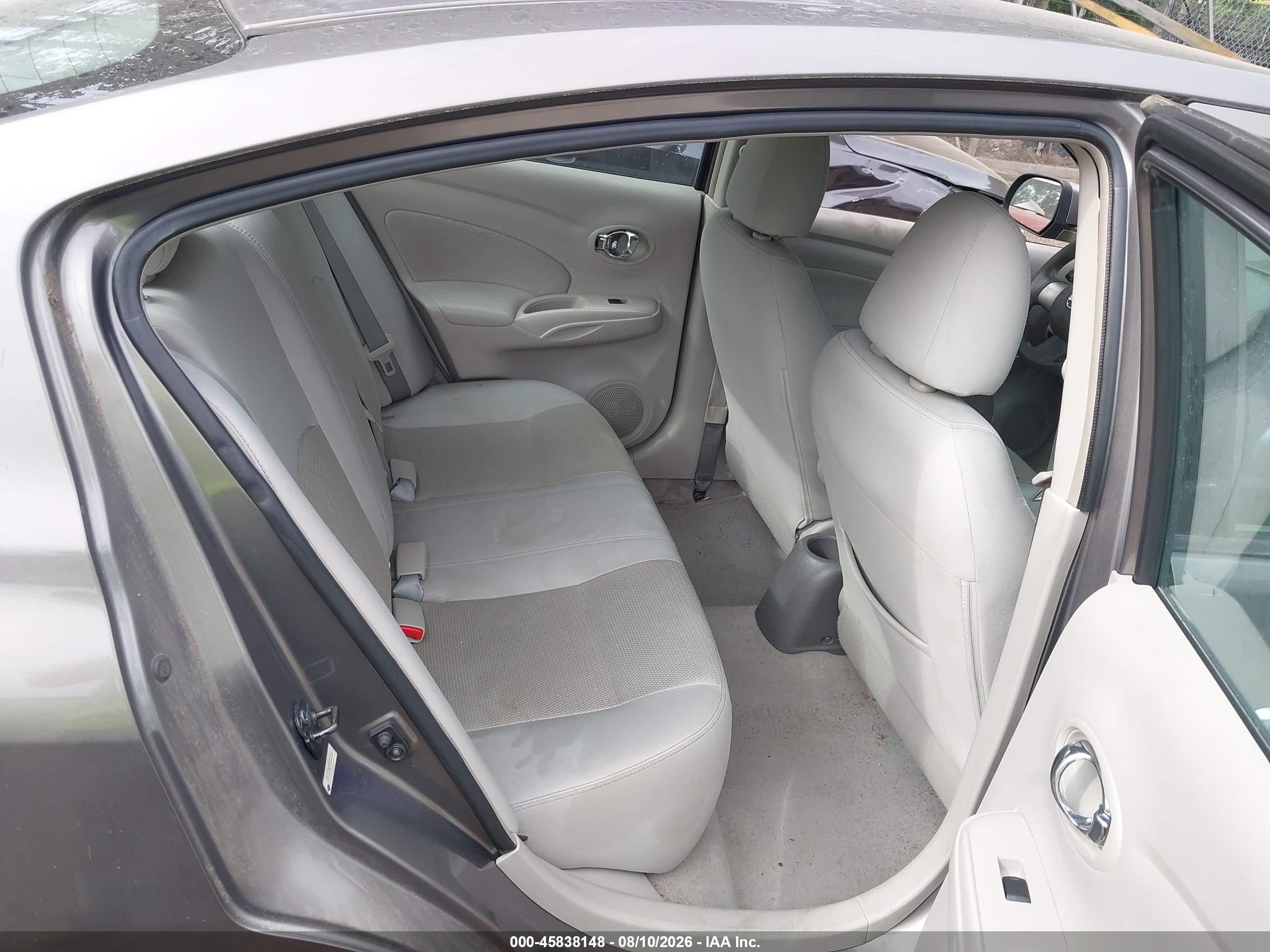 2014 Nissan Versa 1.6 Sv Серый vin: 3N1CN7APXEK447098