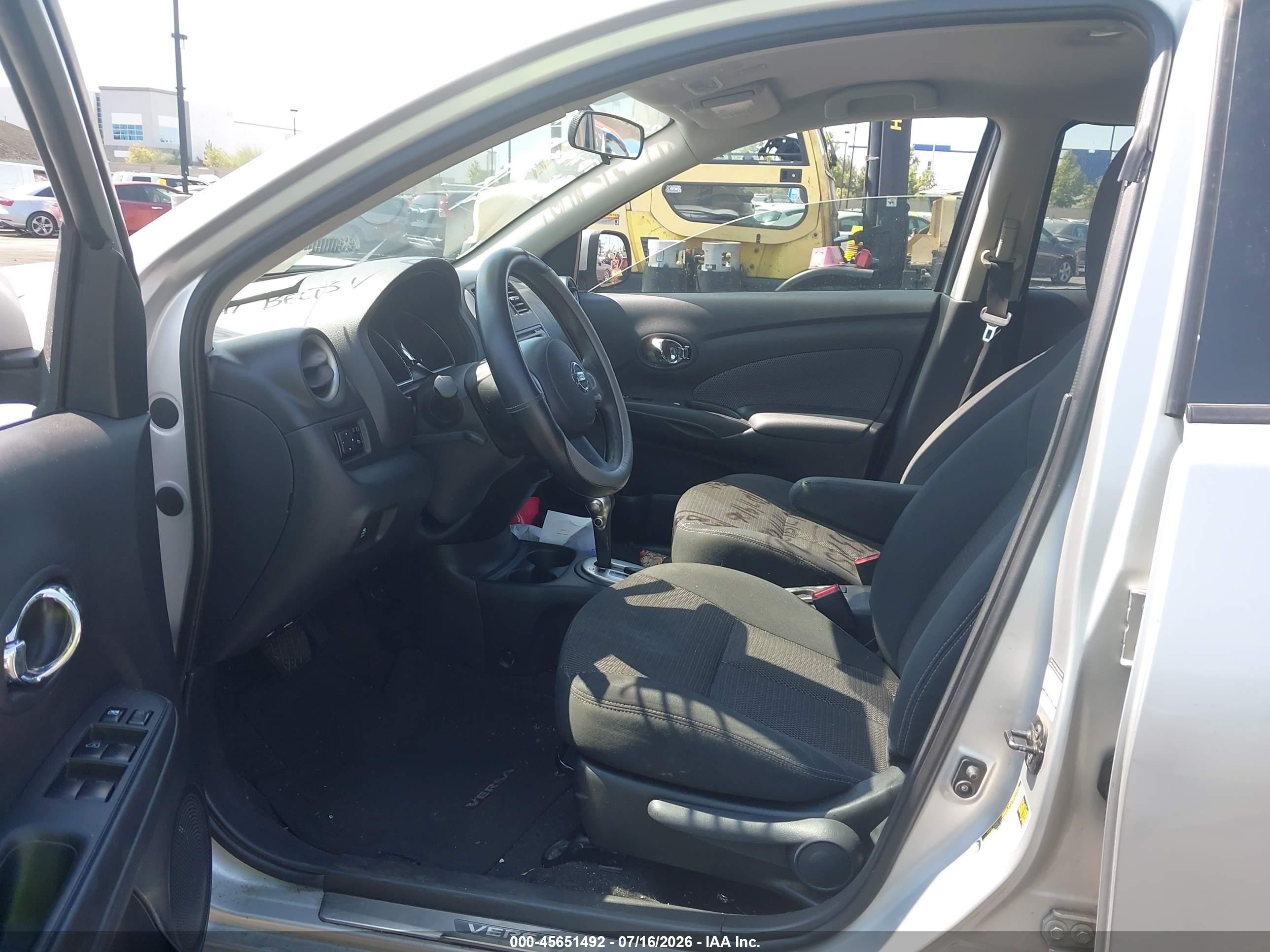2014 Nissan Versa 1.6 Sl Silver vin: 3N1CN7APXEL822515