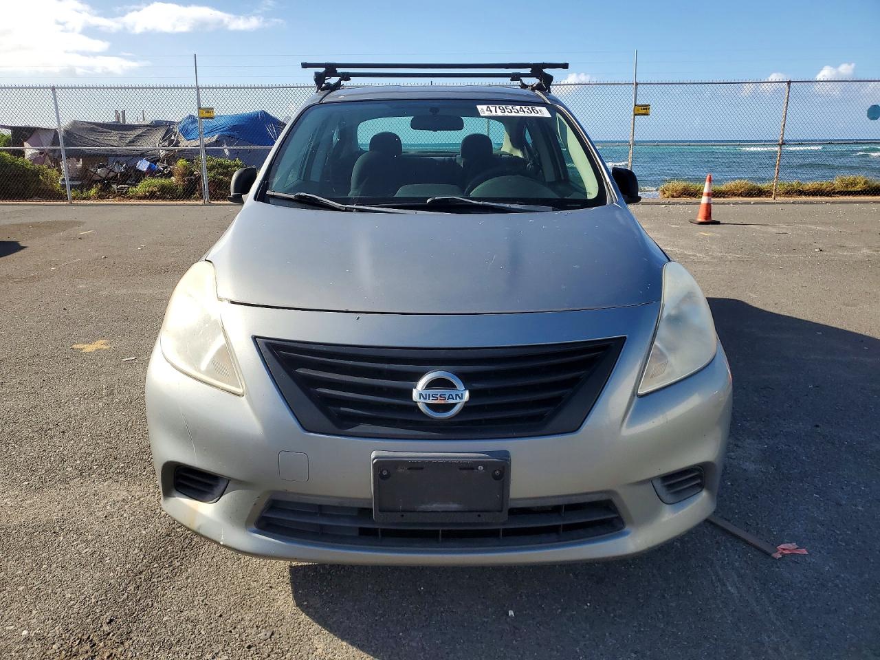 2014 Nissan Versa 1.6 S Plus Silver vin: 3N1CN7APXEL838696