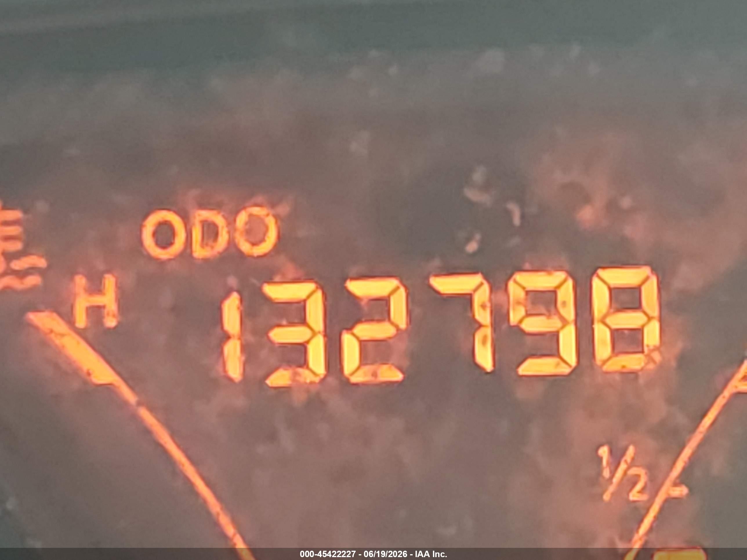 2014 Nissan Versa 1.6 Sv Серый vin: 3N1CN7APXEL843333