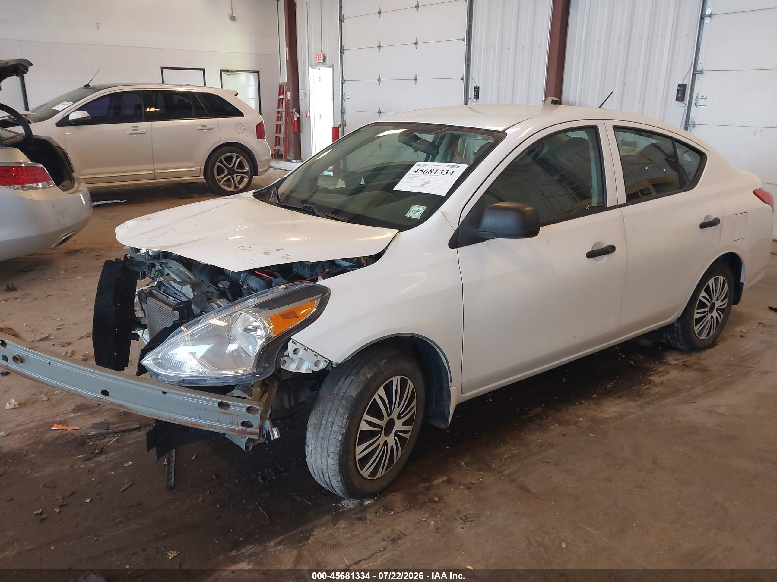 2015 Nissan Versa 1.6 S White vin: 3N1CN7APXFL810110