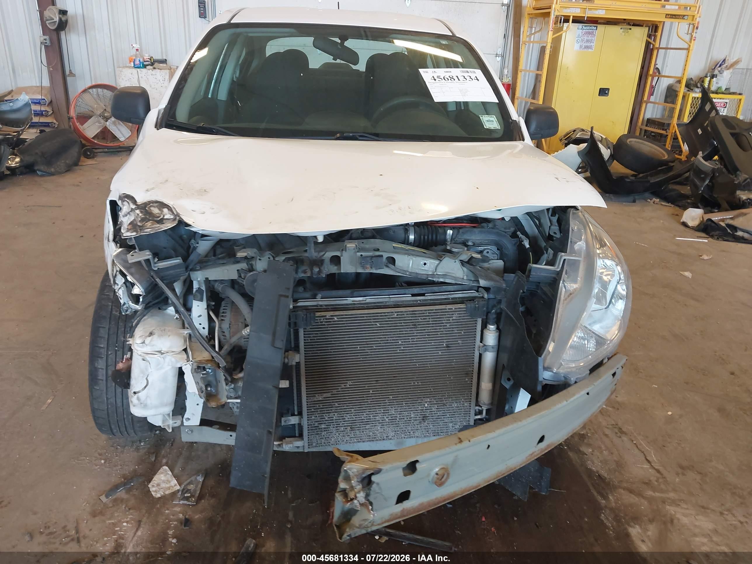 2015 Nissan Versa 1.6 S White vin: 3N1CN7APXFL810110