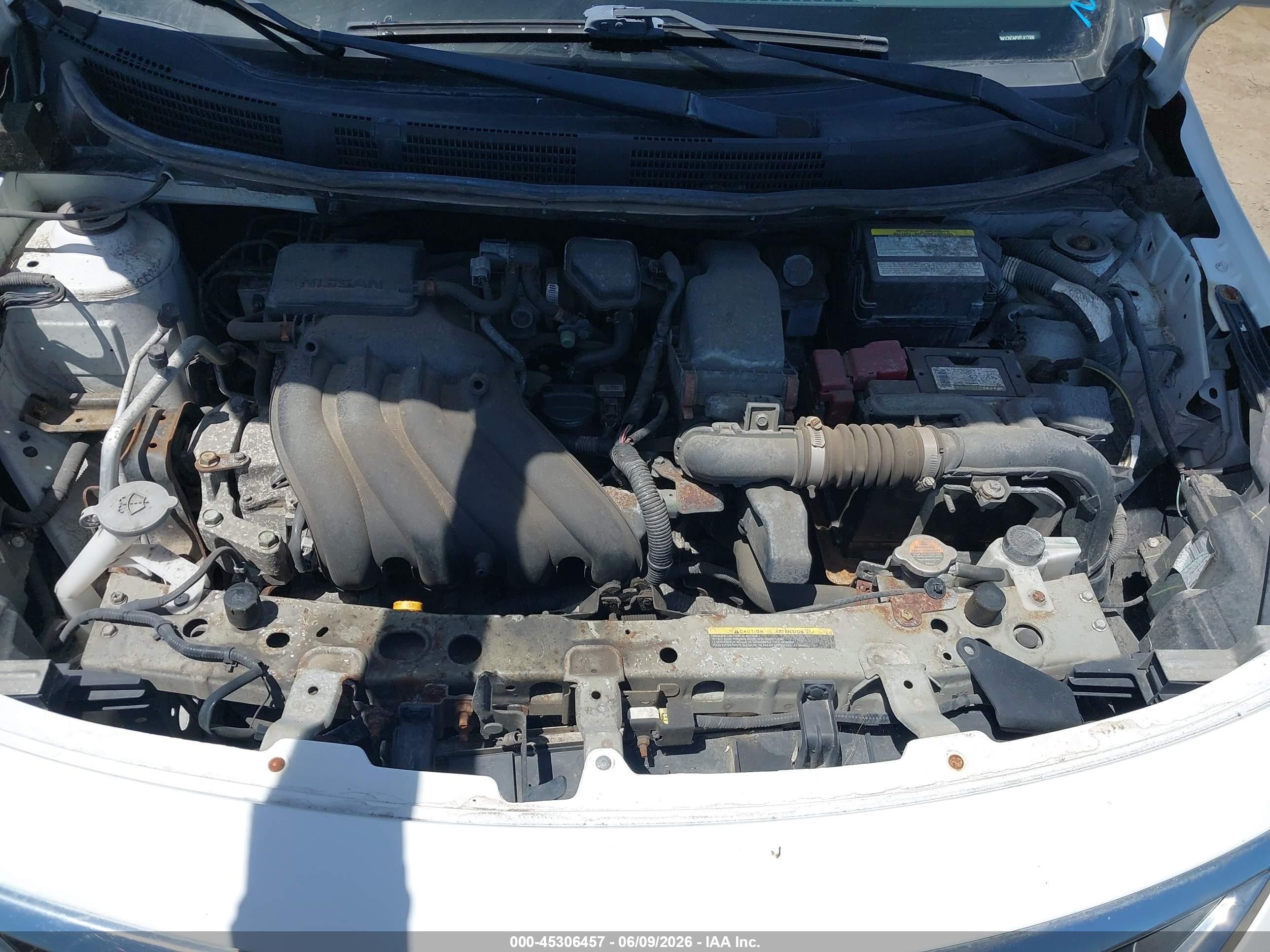 2015 Nissan Versa 1.6 S Белый vin: 3N1CN7APXFL817509