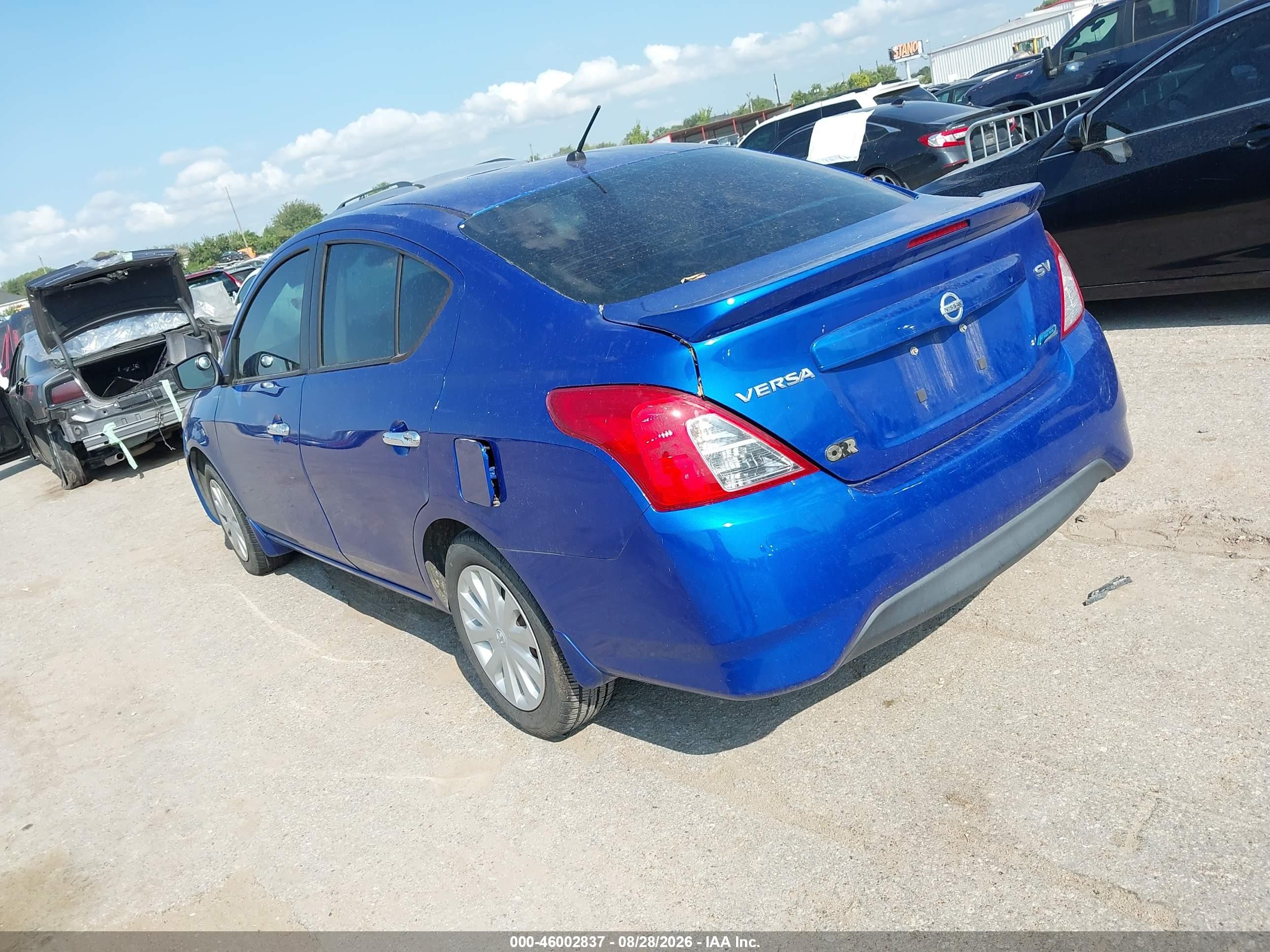 2015 Nissan Versa 1.6 Sv Blue vin: 3N1CN7APXFL831247