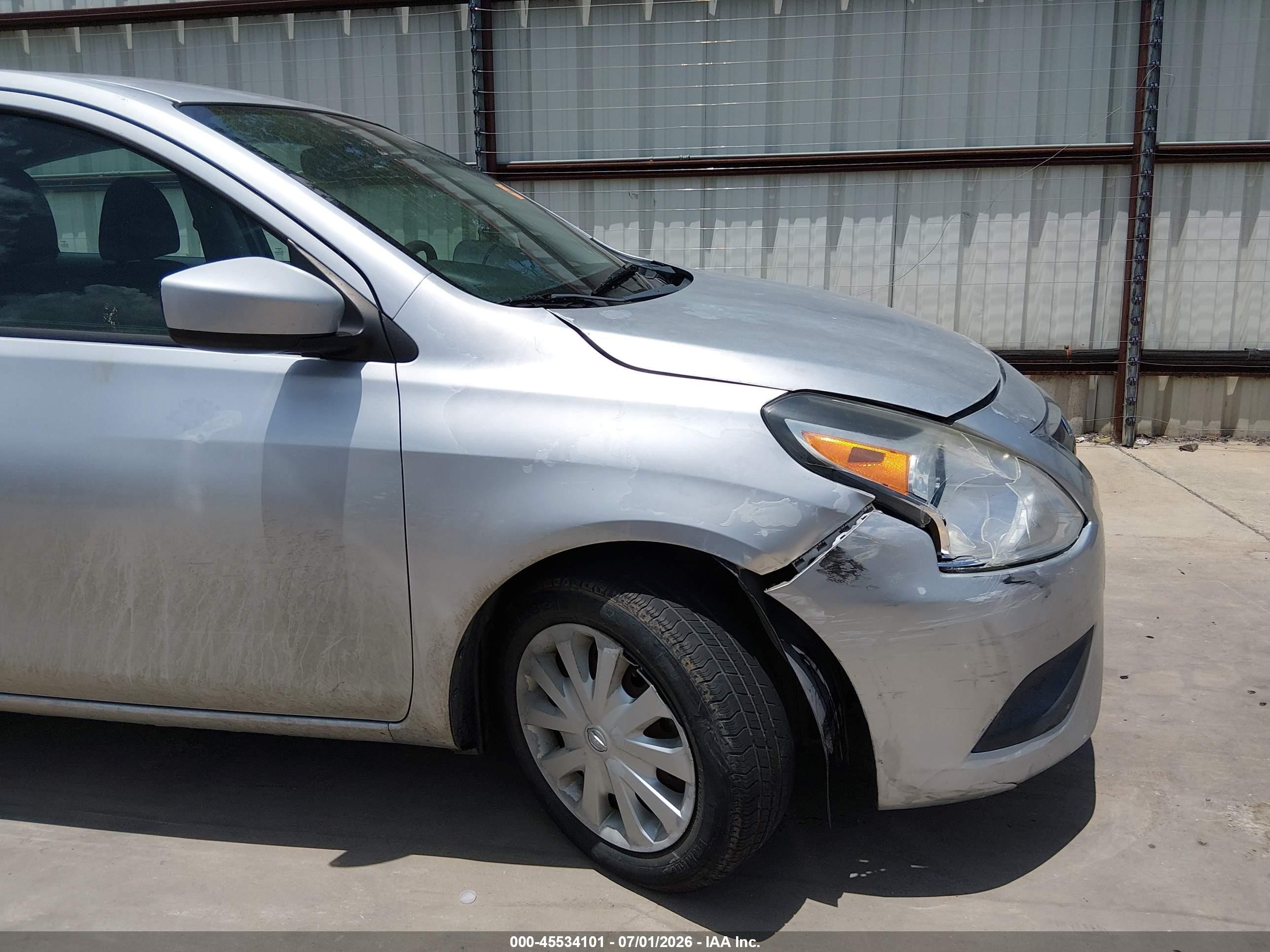 2015 Nissan Versa 1.6 S/1.6 S+/1.6 Sl/1.6 Sv Silver vin: 3N1CN7APXFL851417