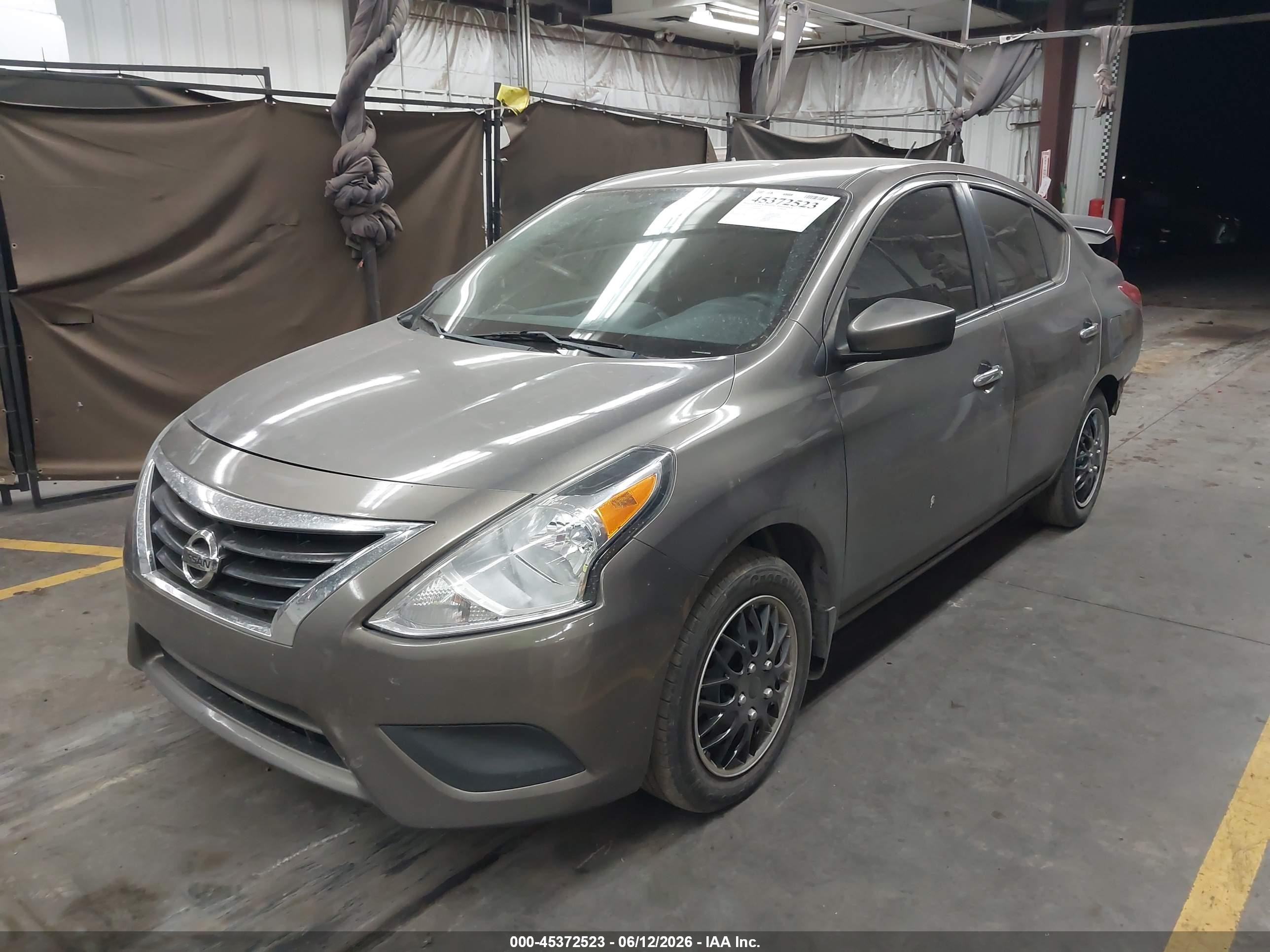 2015 Nissan Versa 1.6 Sv Gray vin: 3N1CN7APXFL852096