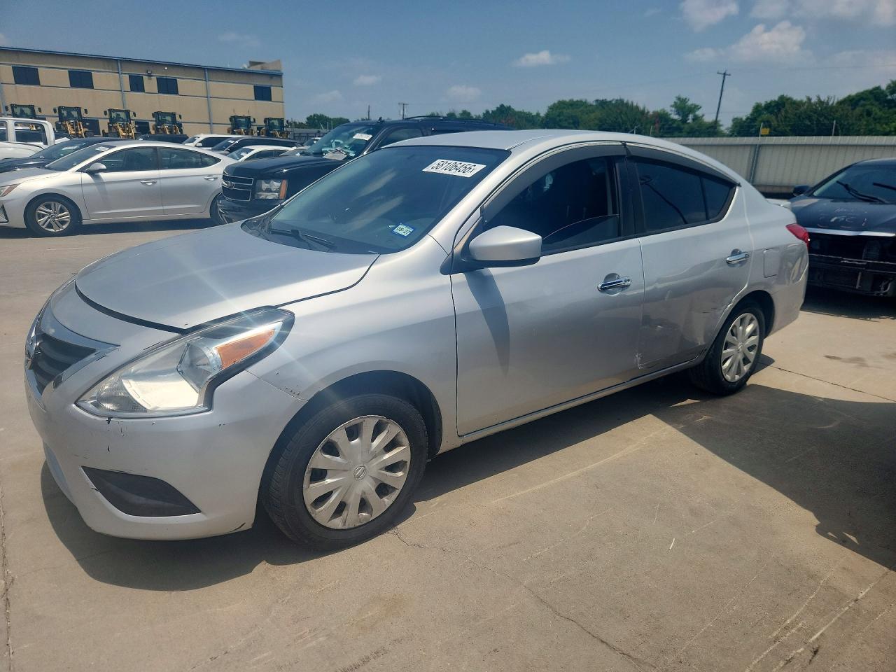 2015 Nissan Versa 1.6 Sv Silver vin: 3N1CN7APXFL910210