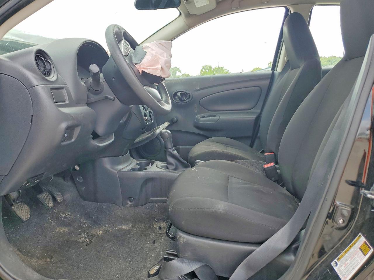 2015 Nissan Versa 1.6 S Black vin: 3N1CN7APXFL931168