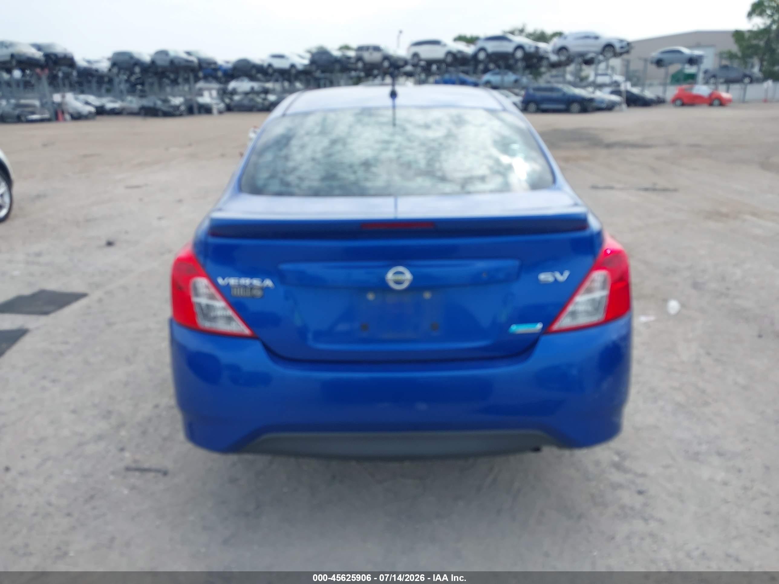 2015 Nissan Versa 1.6 Sv Синий vin: 3N1CN7APXFL935091