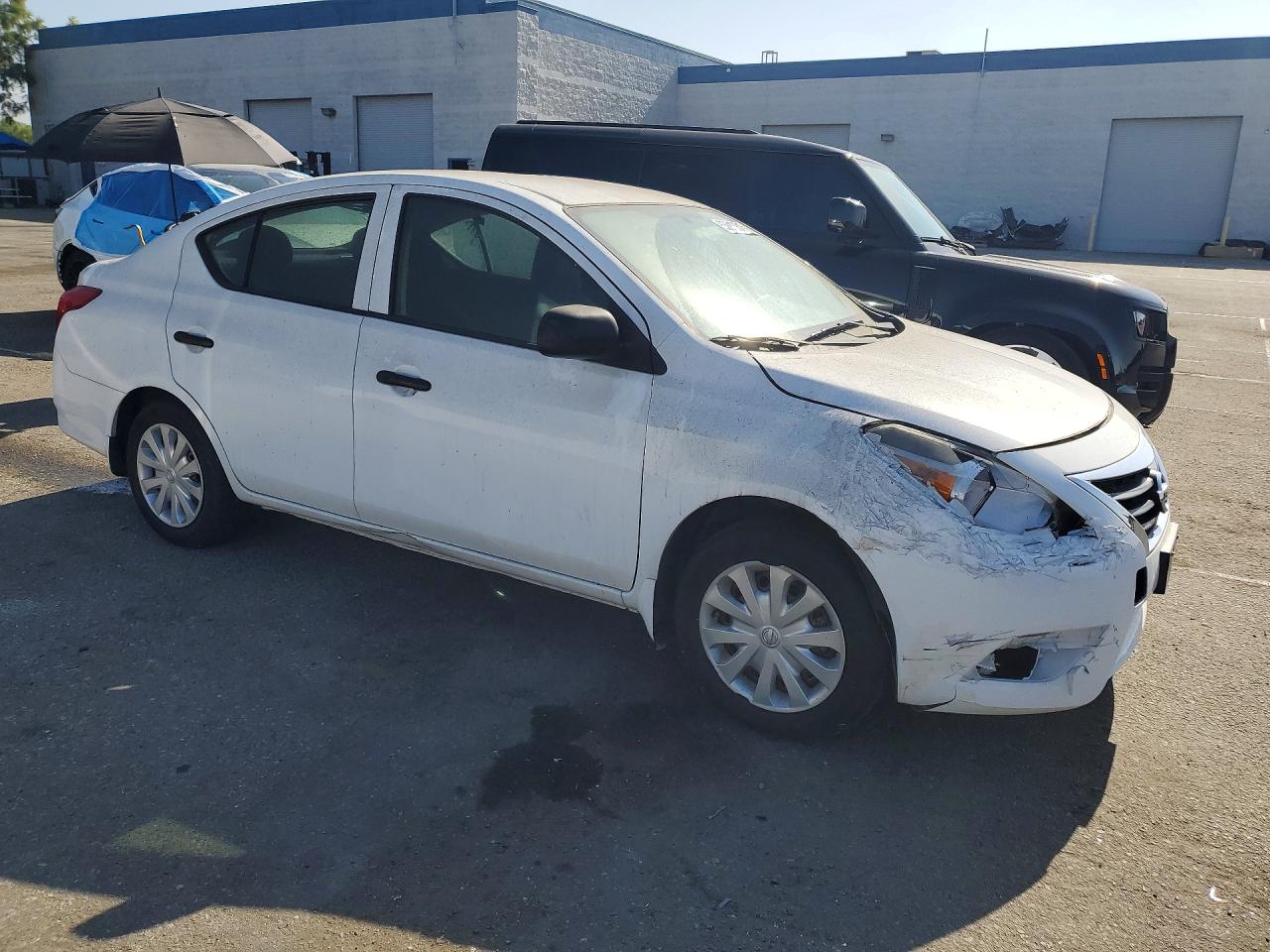 2015 Nissan Versa 1.6 S White vin: 3N1CN7APXFL957026