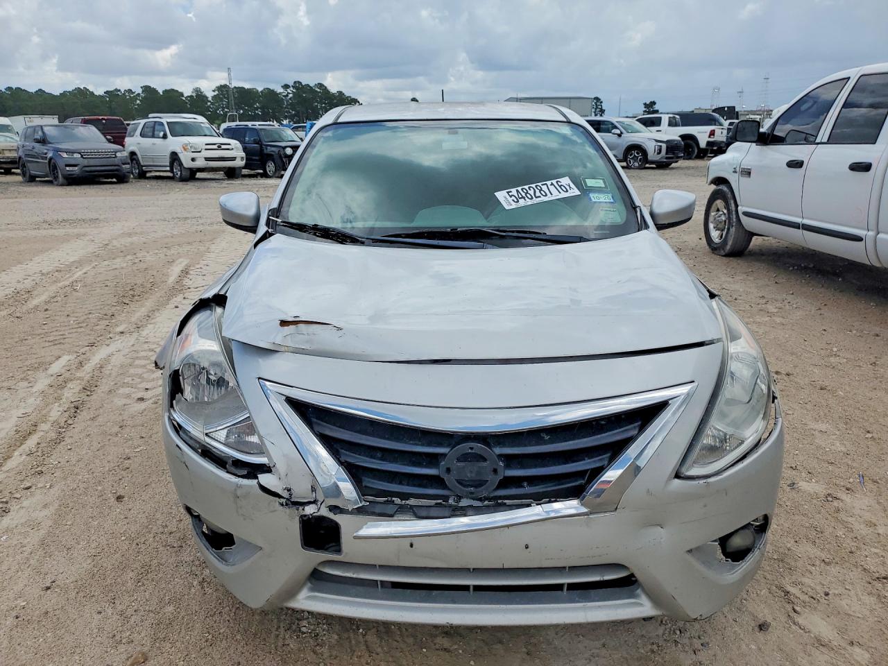 2019 Nissan Versa Sv Silver vin: 3N1CN7APXKL823854