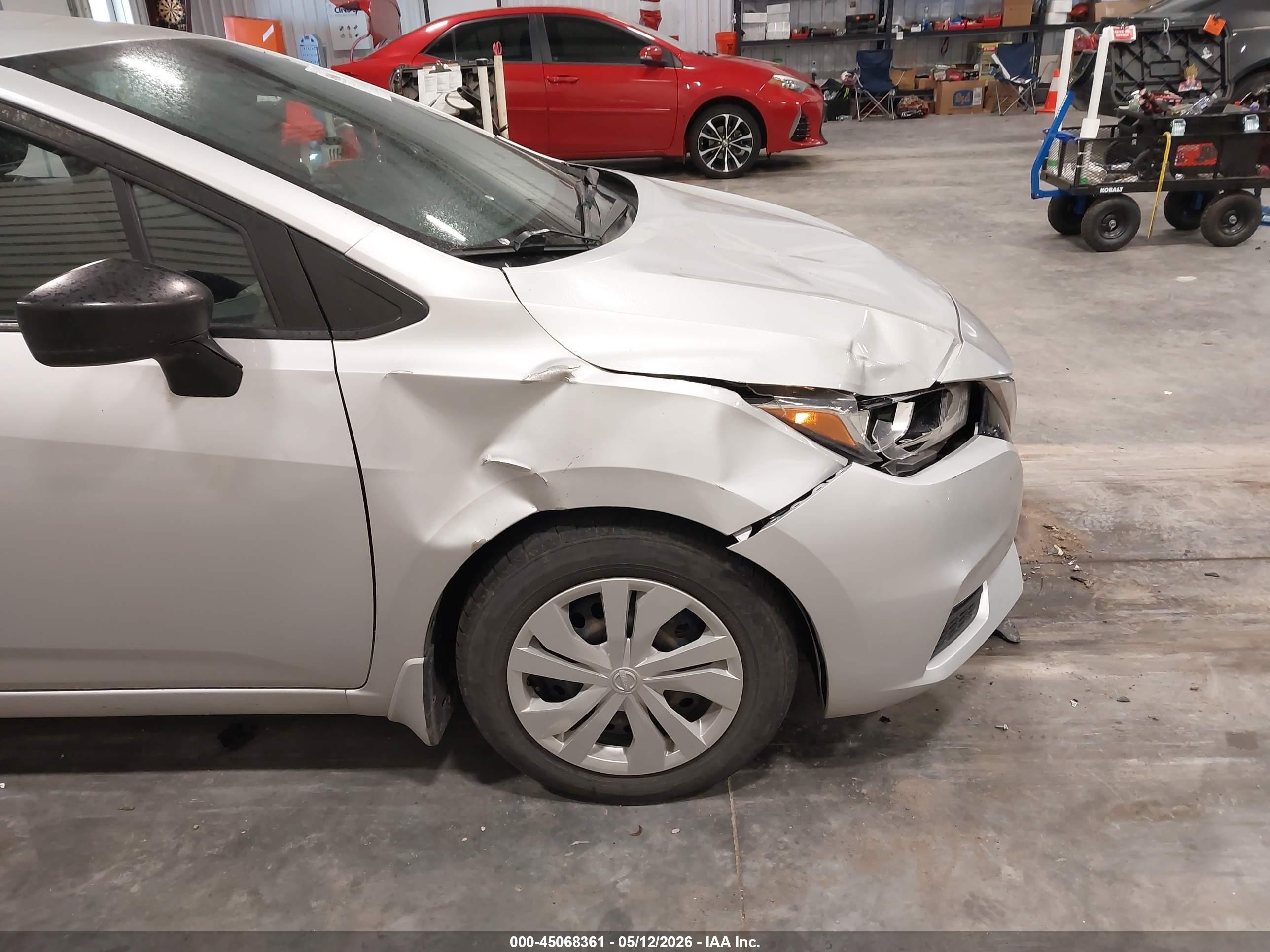 2020 Nissan Versa S Xtronic Cvt Silver vin: 3N1CN8DV6LL818913