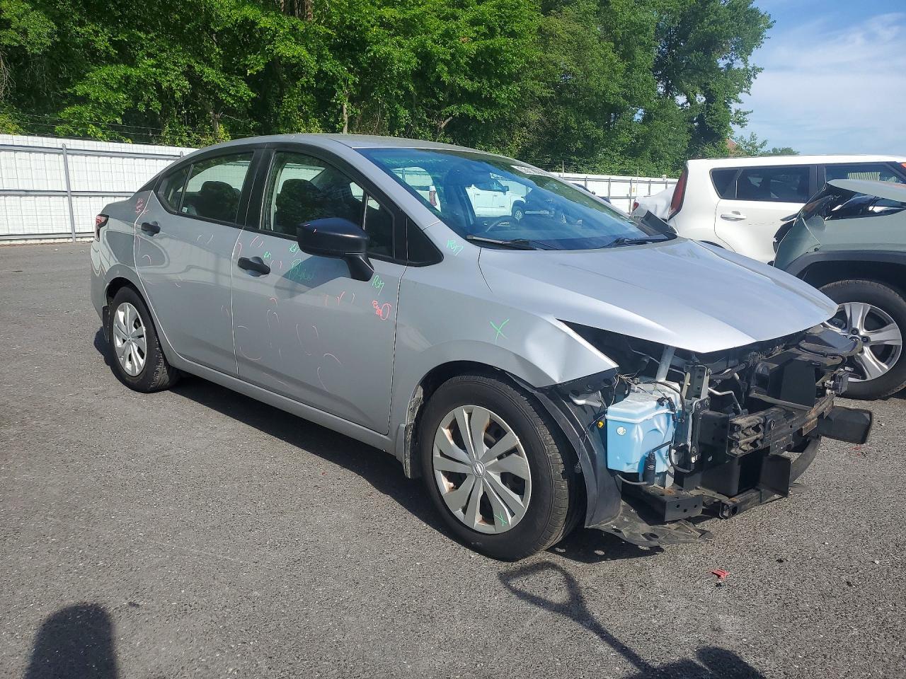 2020 Nissan Versa S Silver vin: 3N1CN8DV6LL833959