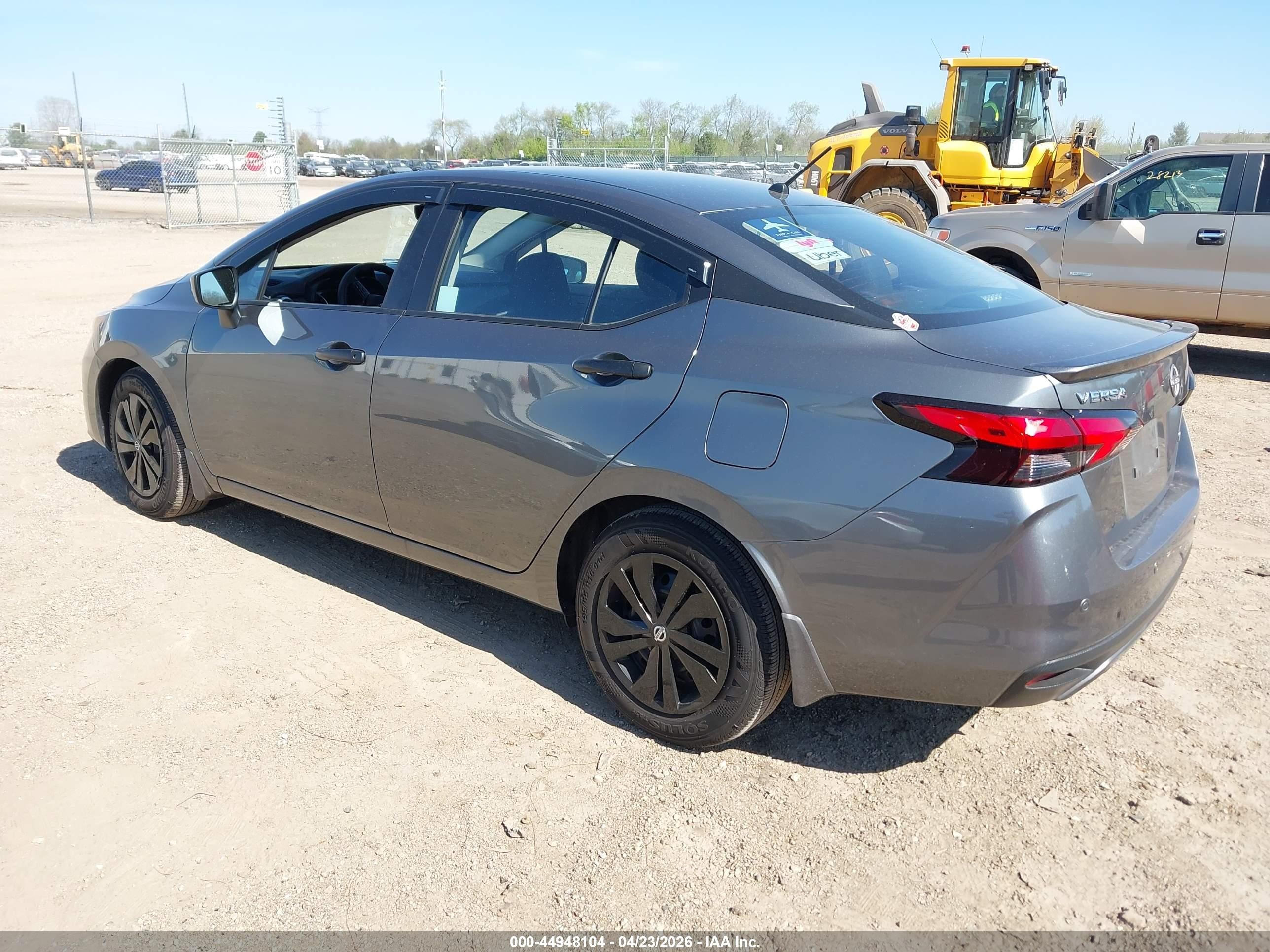 2025 Nissan Versa 1.6 S Gray vin: 3N1CN8DV7SL876771