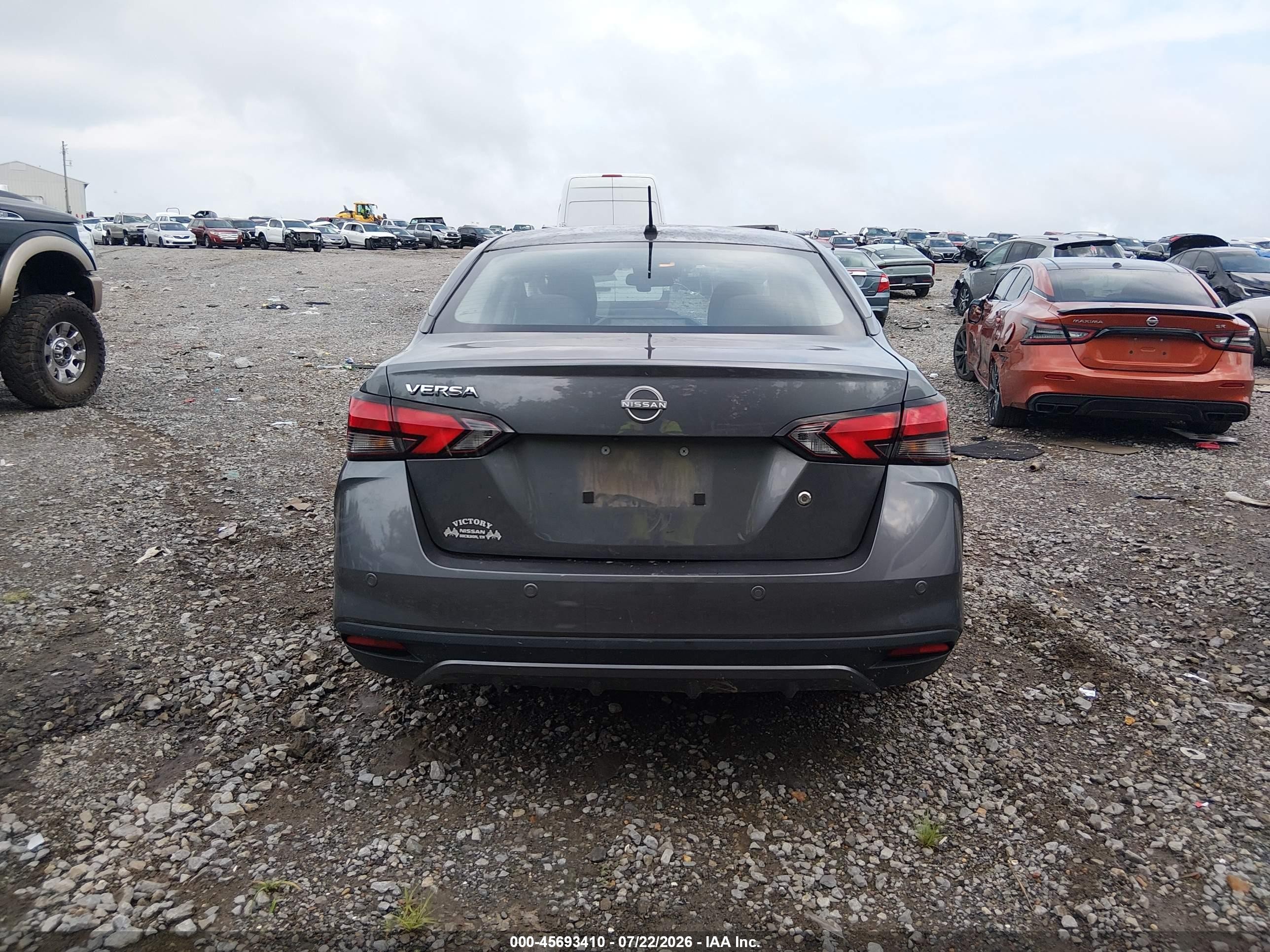 2023 Nissan Versa 1.6 S Xtronic Cvt Gray vin: 3N1CN8DVXPL869403