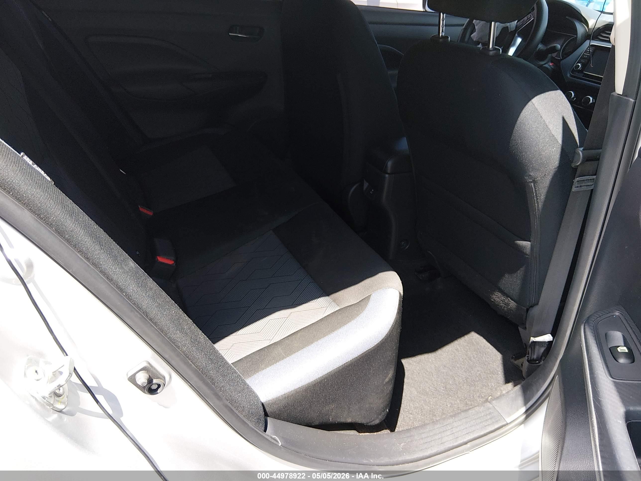 2024 Nissan Versa 1.6 Sv Серый vin: 3N1CN8EV2RL857702