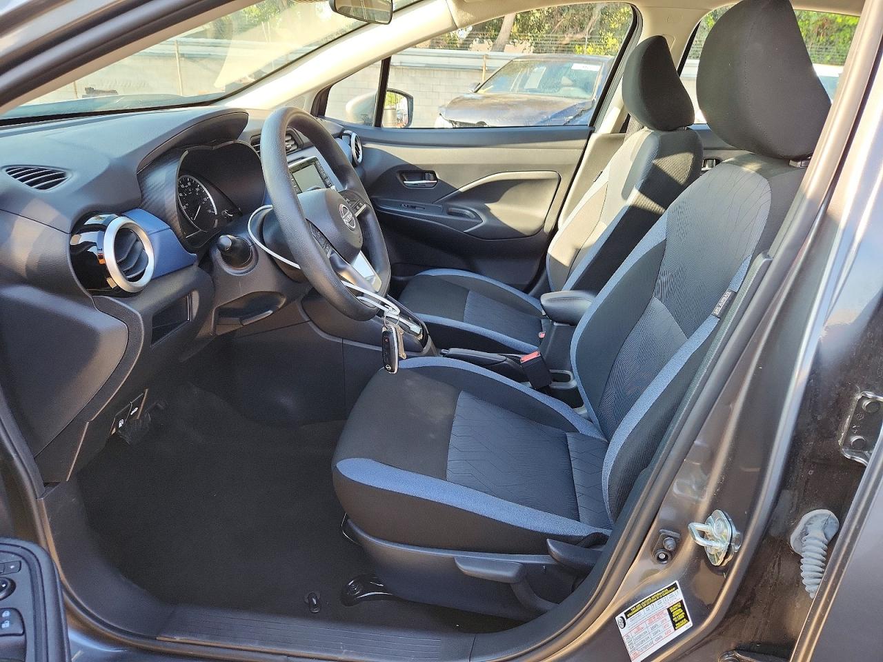 2025 Nissan Versa Sv Gray vin: 3N1CN8EV2SL826567
