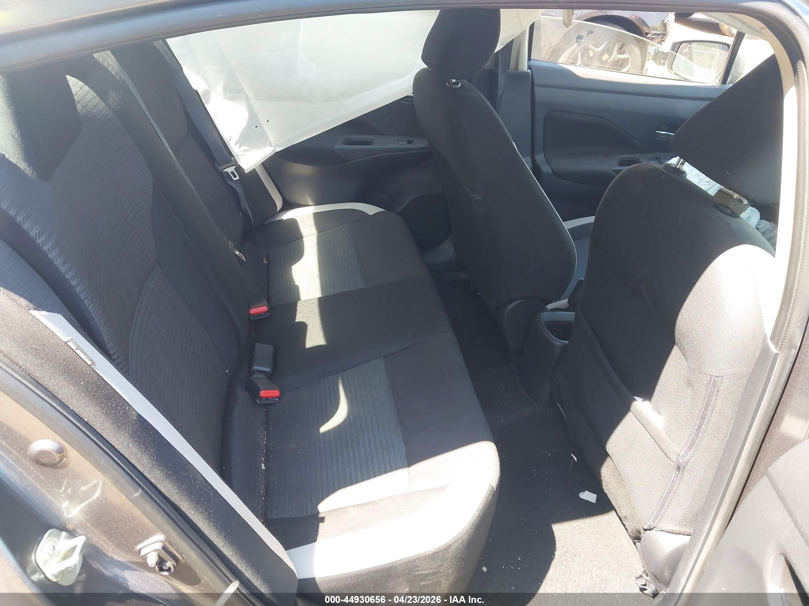 2021 Nissan Versa Sv Xtronic Cvt Серый vin: 3N1CN8EV3ML872461