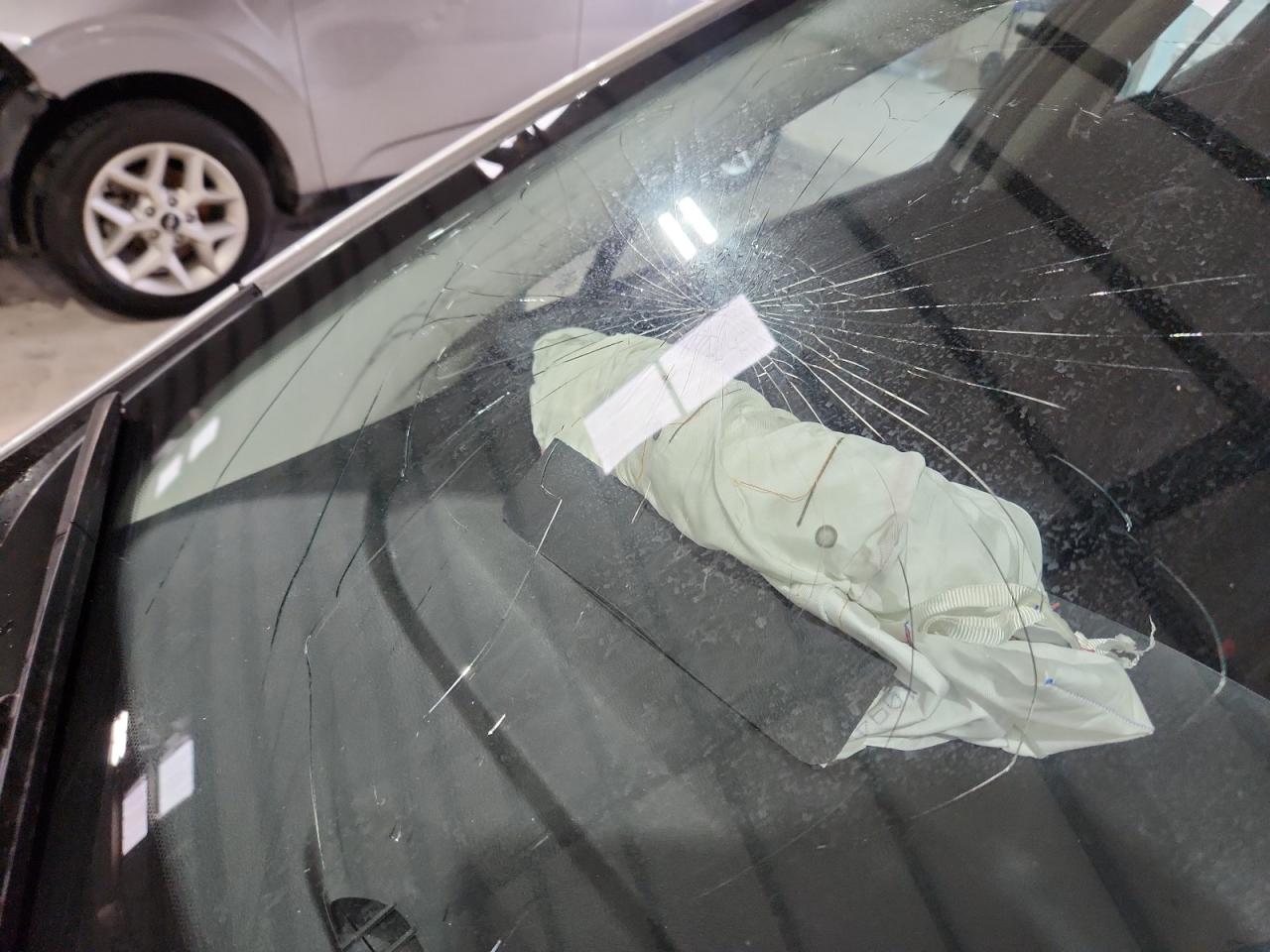 2025 Nissan Versa Sv Silver vin: 3N1CN8EV3SL832233 Damage: Windshield, Broken, Replacement Required